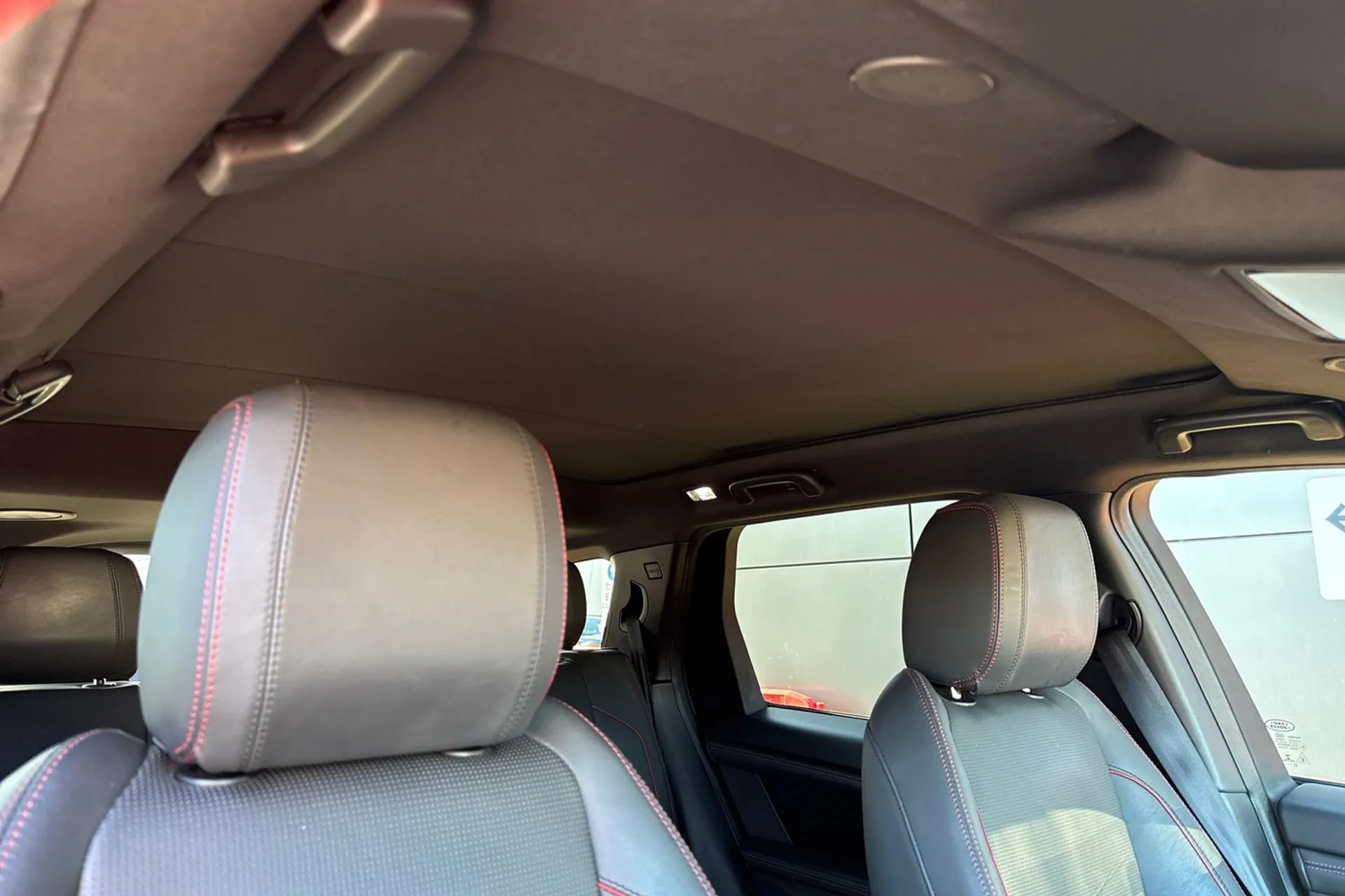 LAND ROVER DISCOVERY SPORT thumbnail image number 9