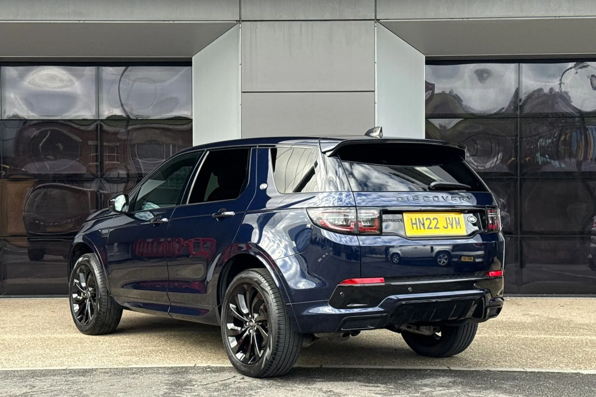 LAND ROVER DISCOVERY SPORT thumbnail image number 16