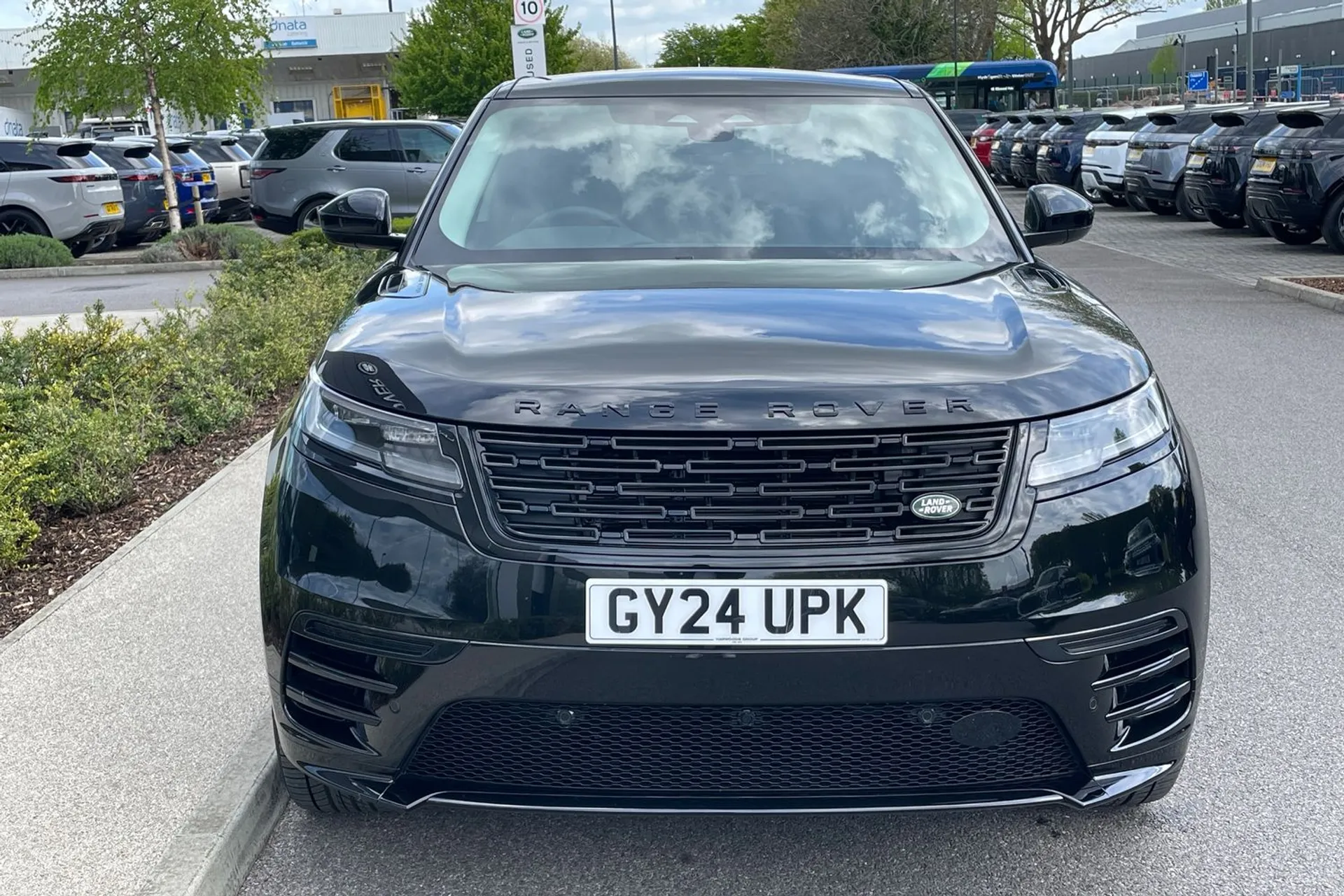 LAND ROVER RANGE ROVER VELAR thumbnail image number 13
