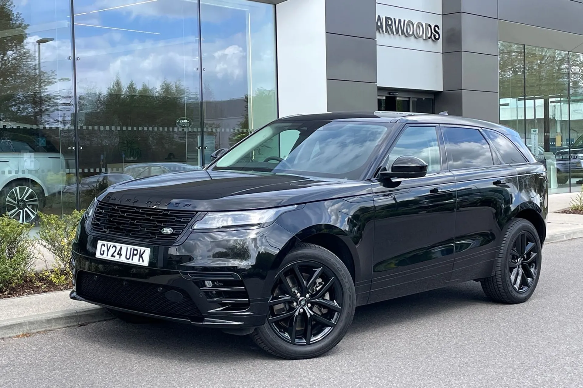 LAND ROVER RANGE ROVER VELAR thumbnail image number 12
