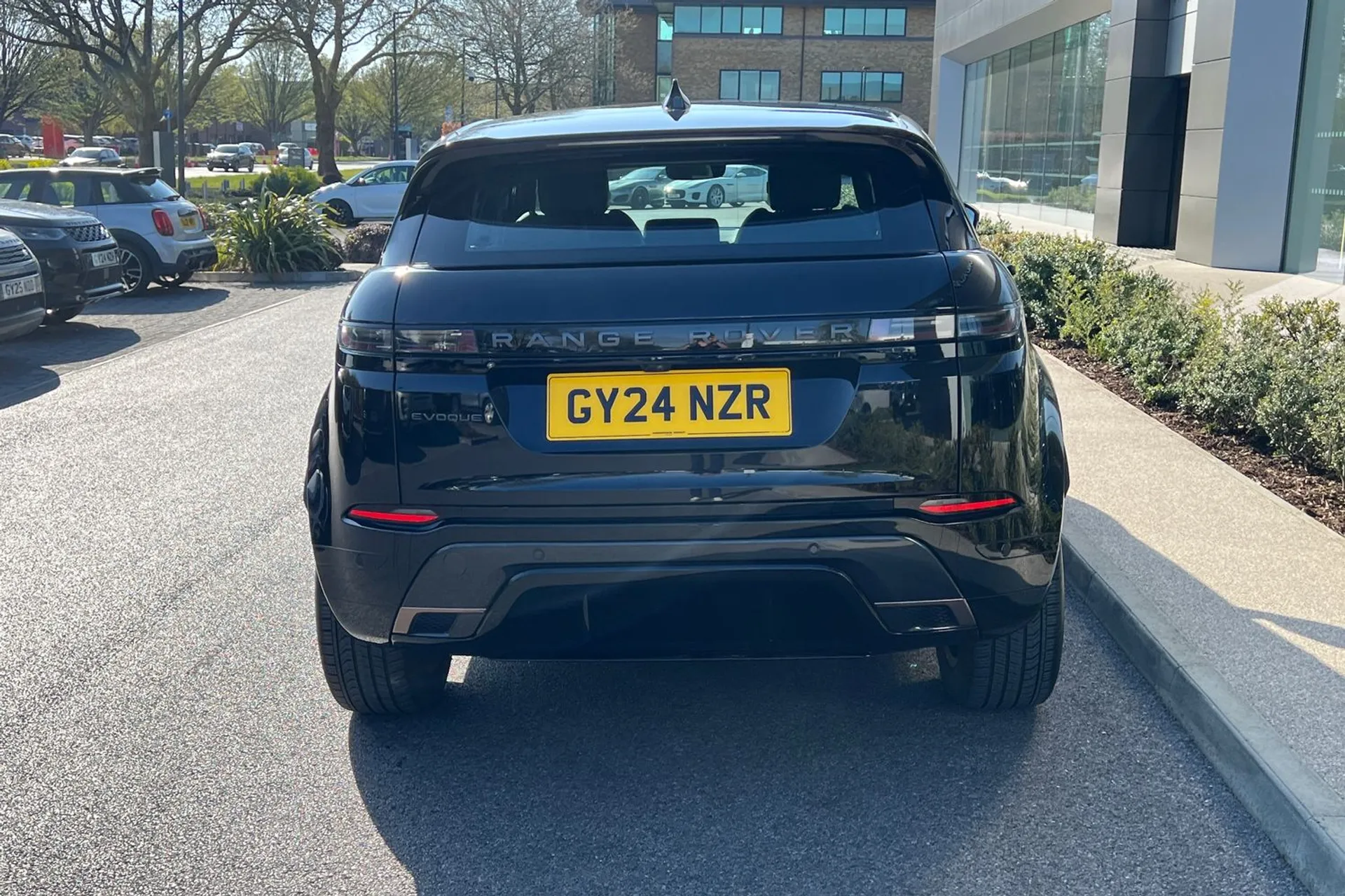 LAND ROVER RANGE ROVER EVOQUE thumbnail image number 13