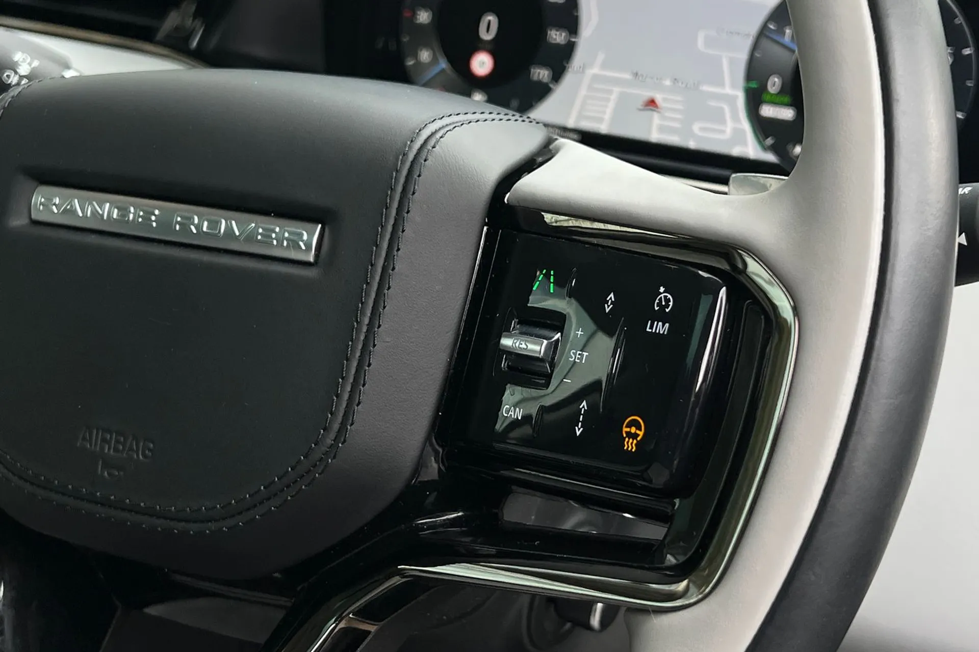 LAND ROVER RANGE ROVER EVOQUE thumbnail image number 45