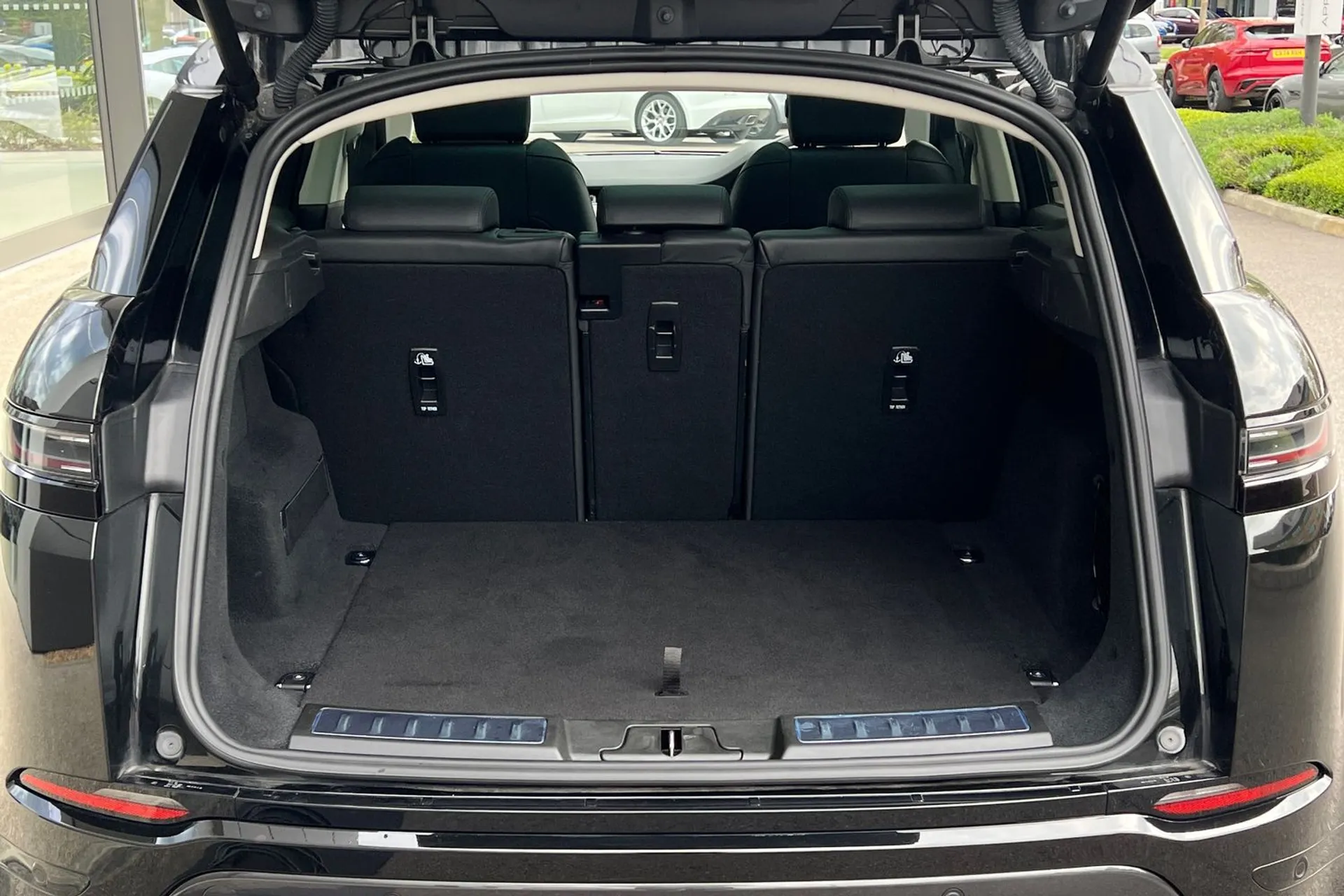 LAND ROVER RANGE ROVER EVOQUE thumbnail image number 30