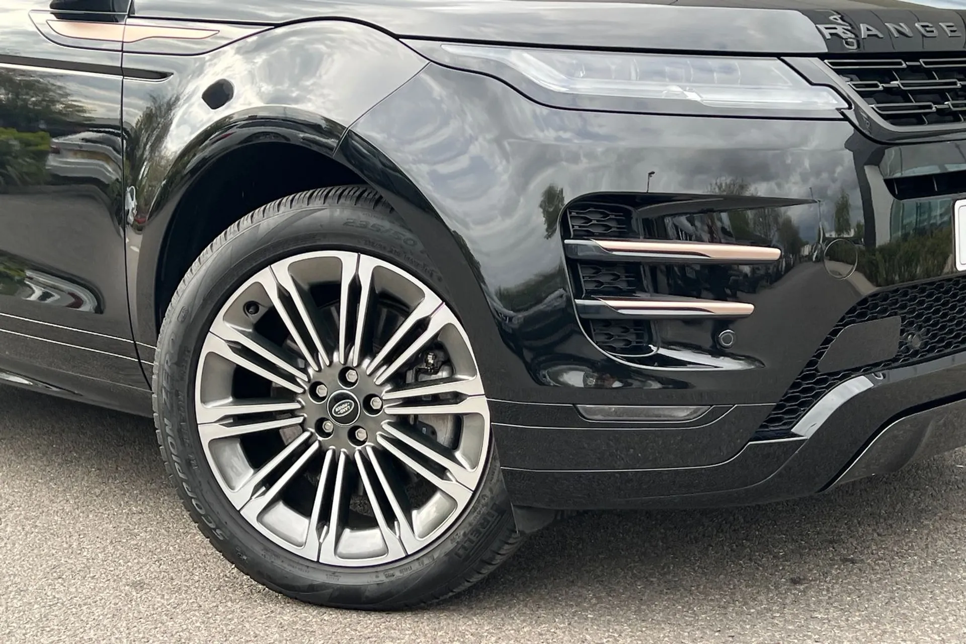 LAND ROVER RANGE ROVER EVOQUE thumbnail image number 8