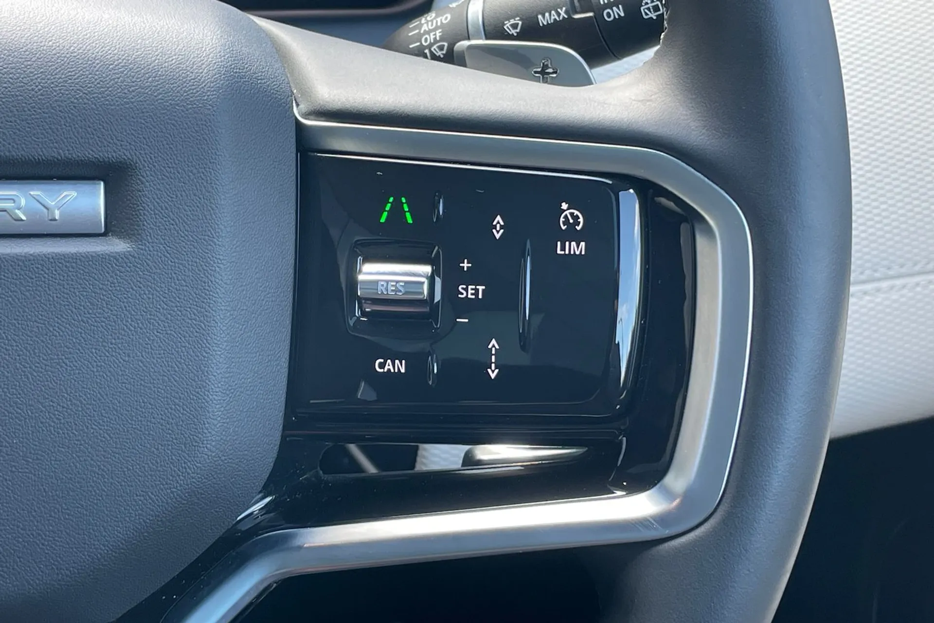 LAND ROVER DISCOVERY SPORT thumbnail image number 50