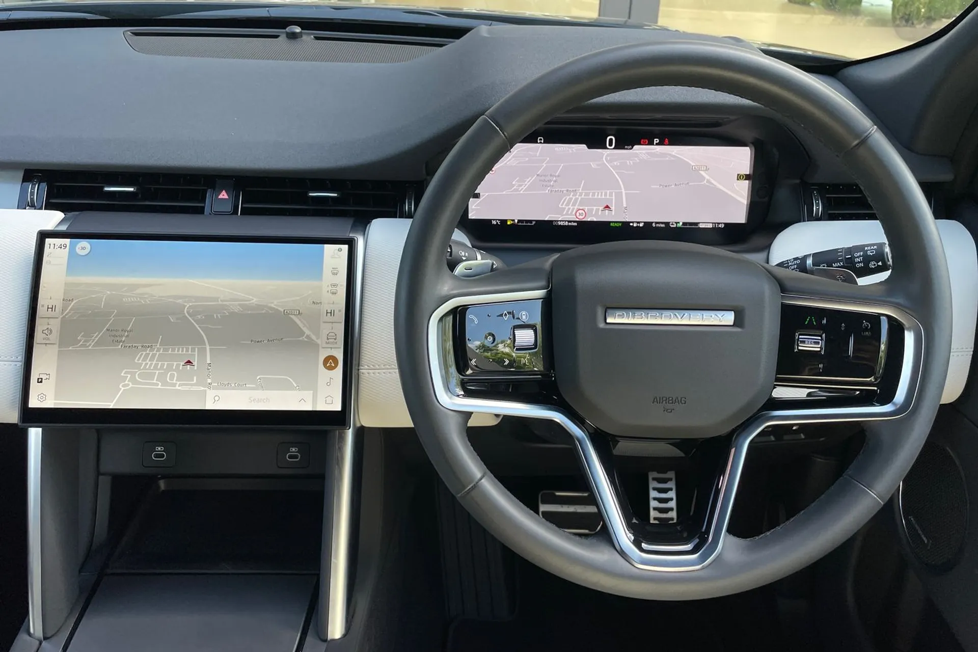 LAND ROVER DISCOVERY SPORT thumbnail image number 18