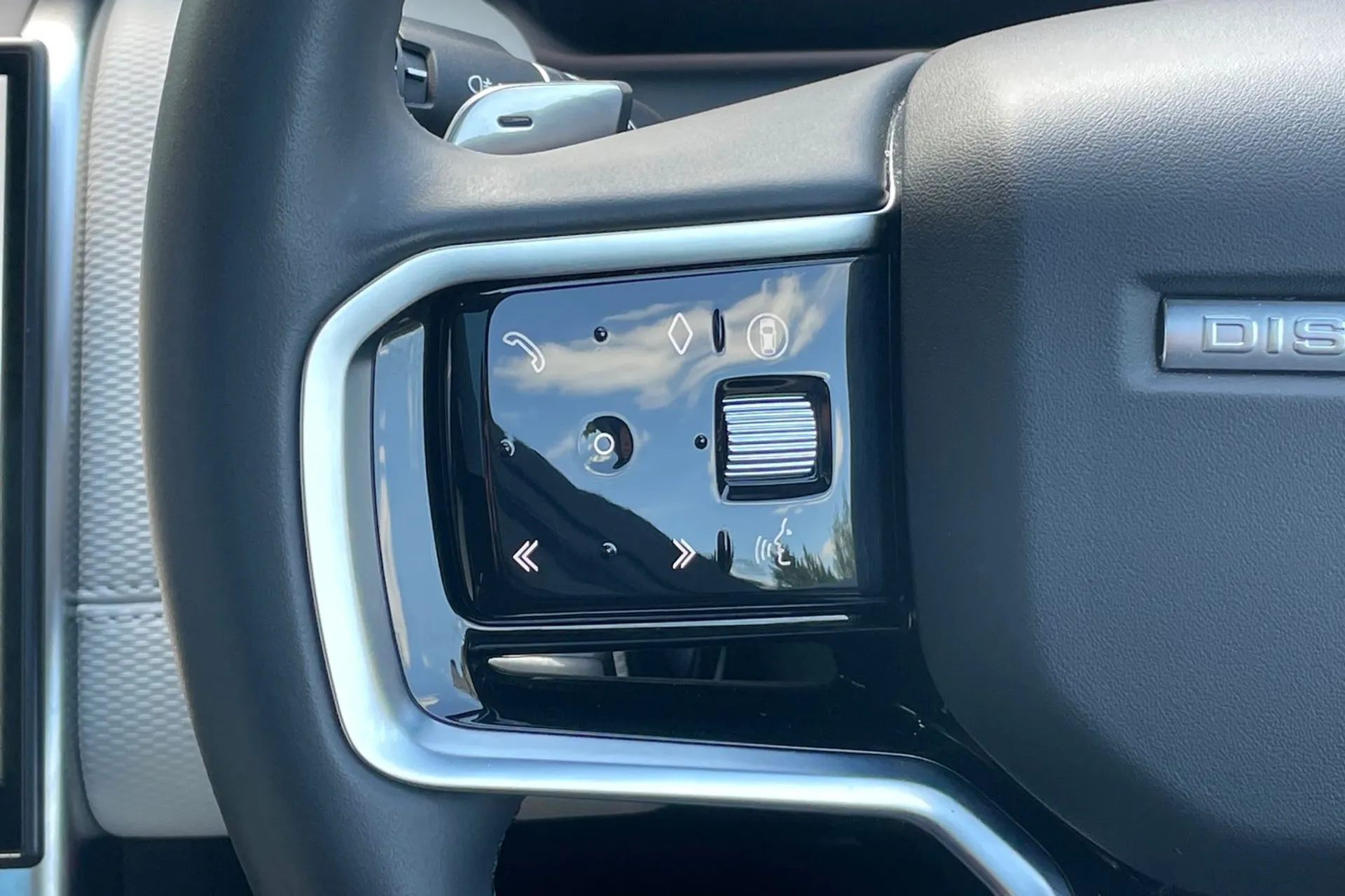 LAND ROVER DISCOVERY SPORT thumbnail image number 49