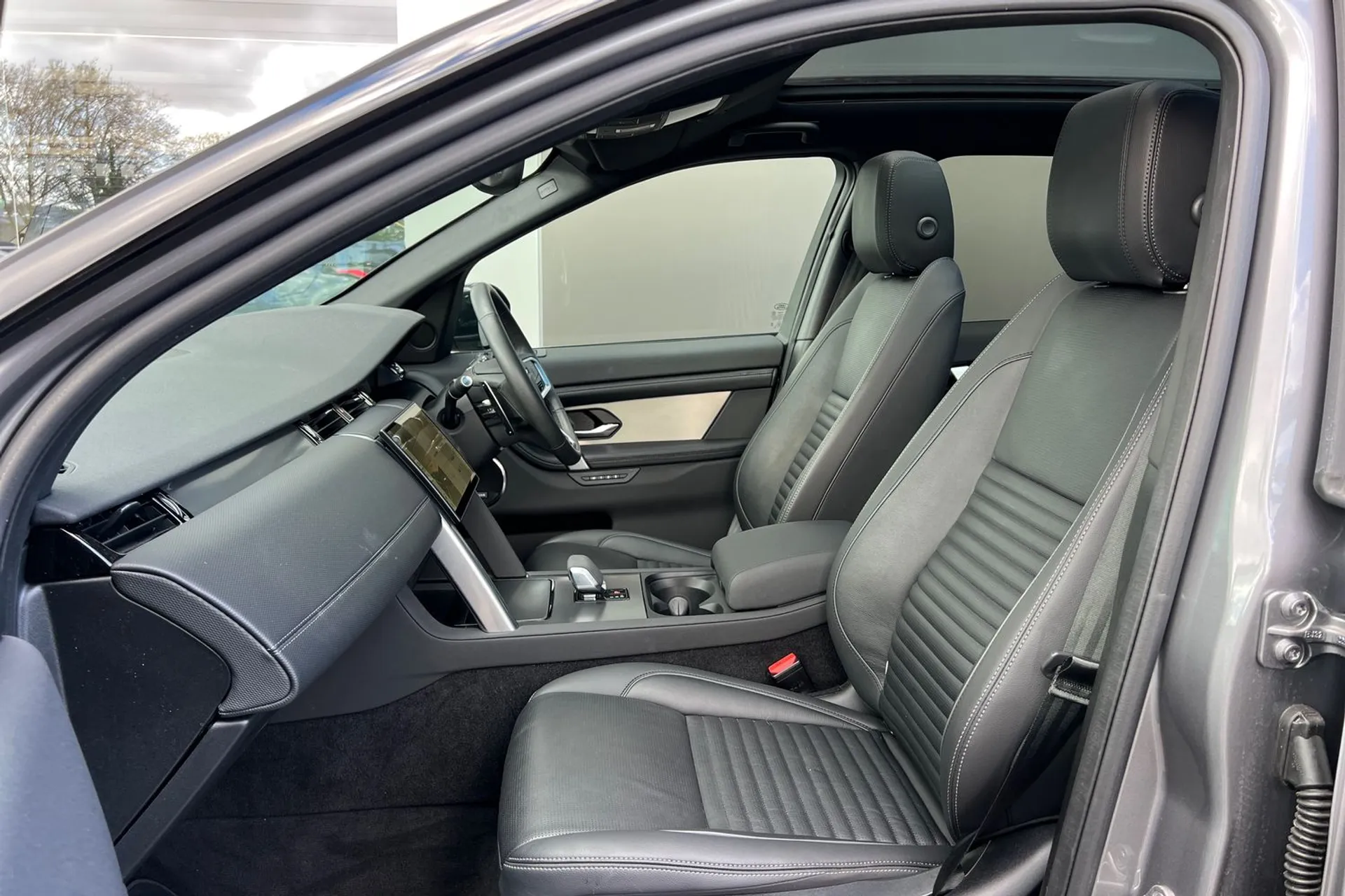 LAND ROVER DISCOVERY SPORT thumbnail image number 41
