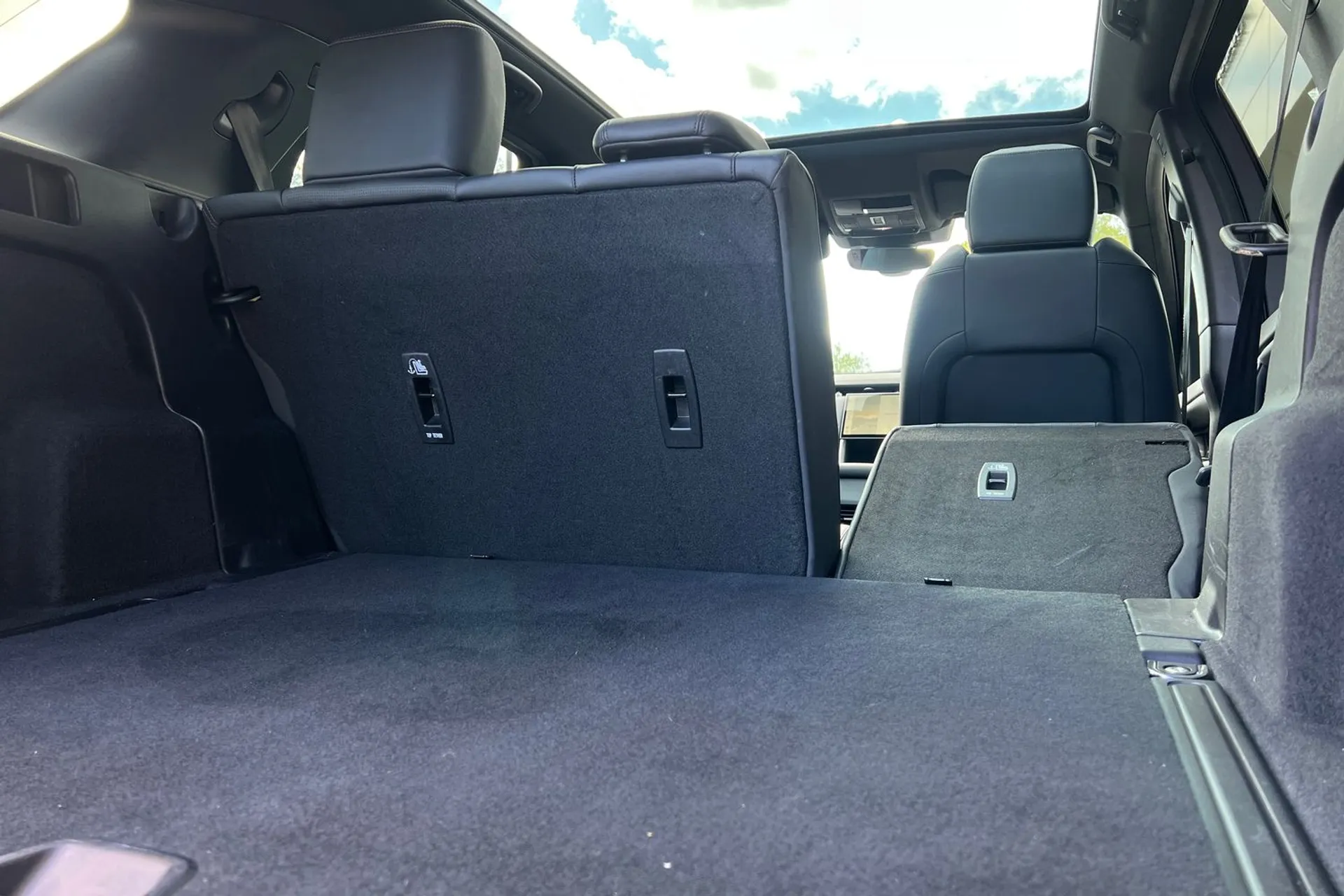 LAND ROVER DISCOVERY SPORT thumbnail image number 28