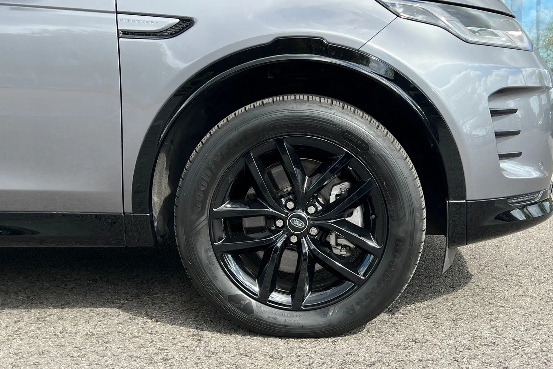 LAND ROVER DISCOVERY SPORT thumbnail image number 15