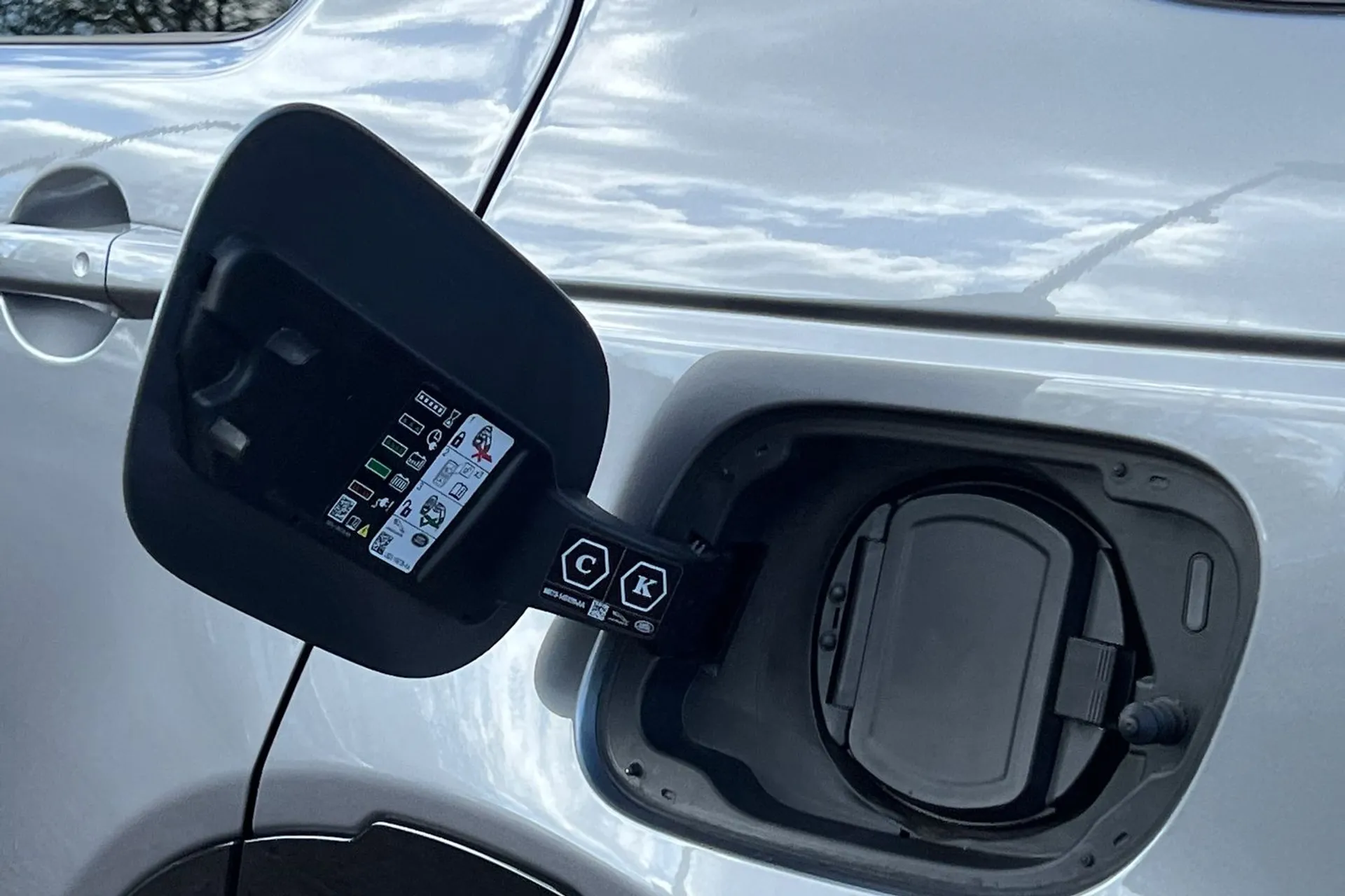 LAND ROVER DISCOVERY SPORT thumbnail image number 20