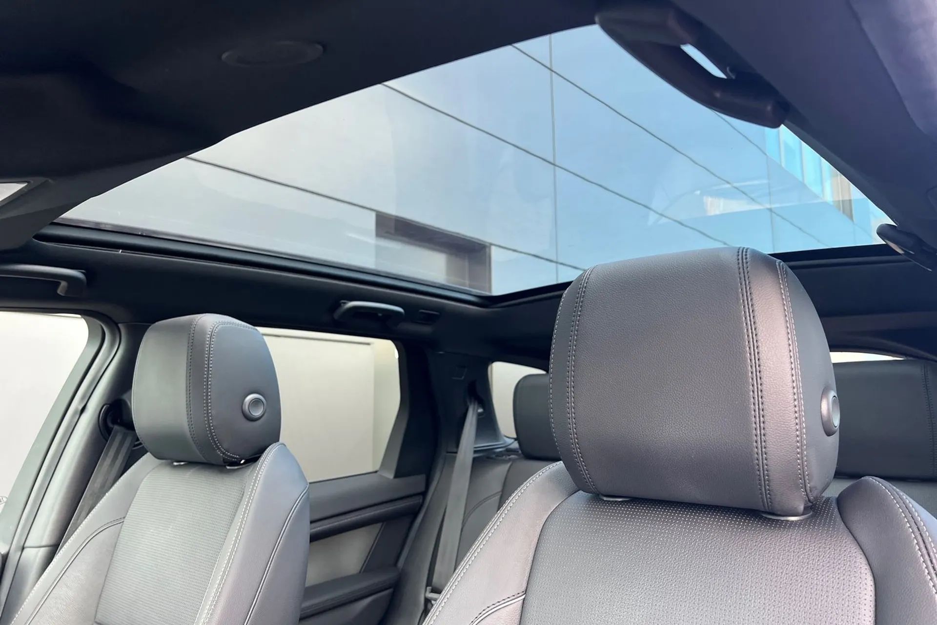 LAND ROVER DISCOVERY SPORT thumbnail image number 6
