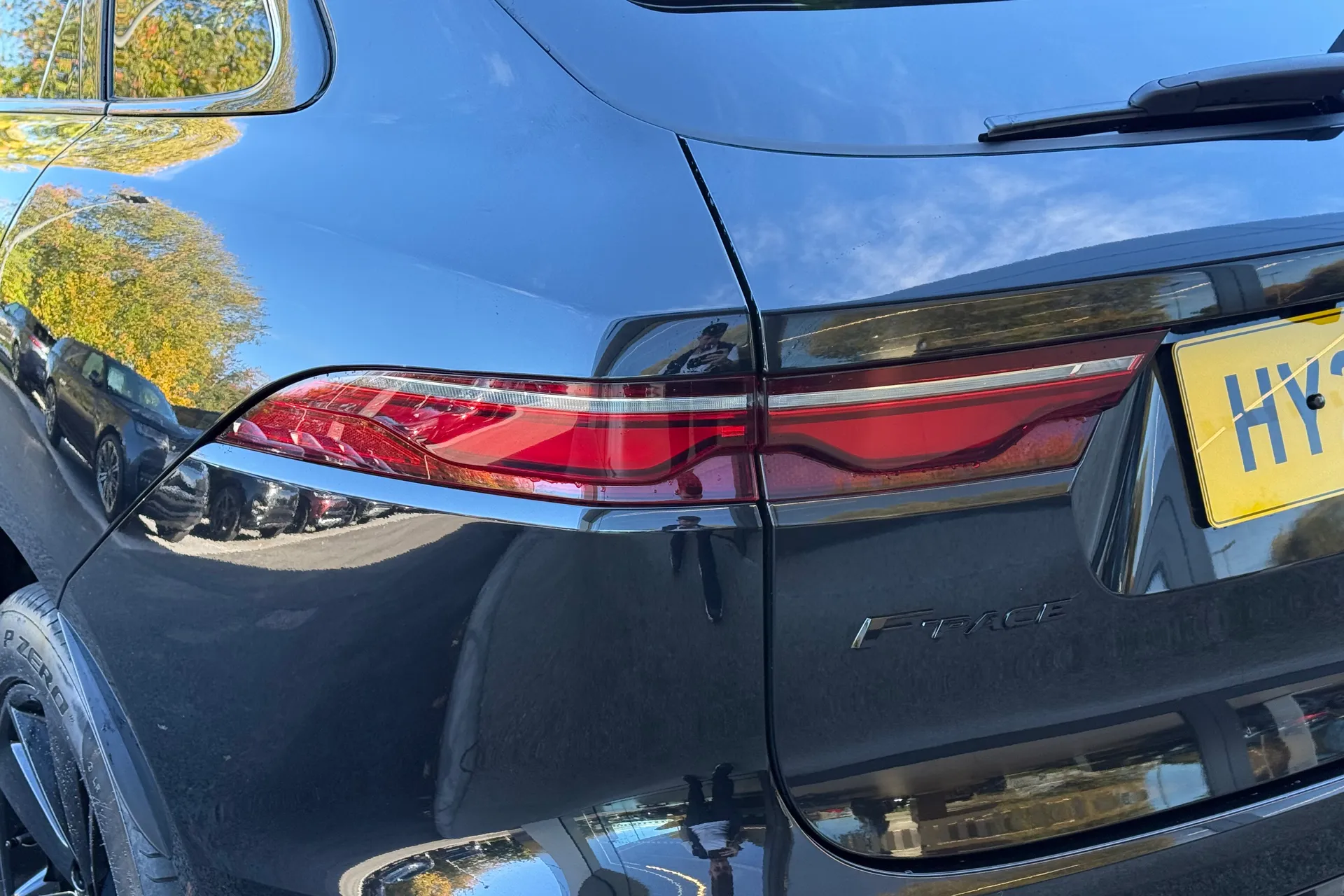 Jaguar F-PACE thumbnail image number 53