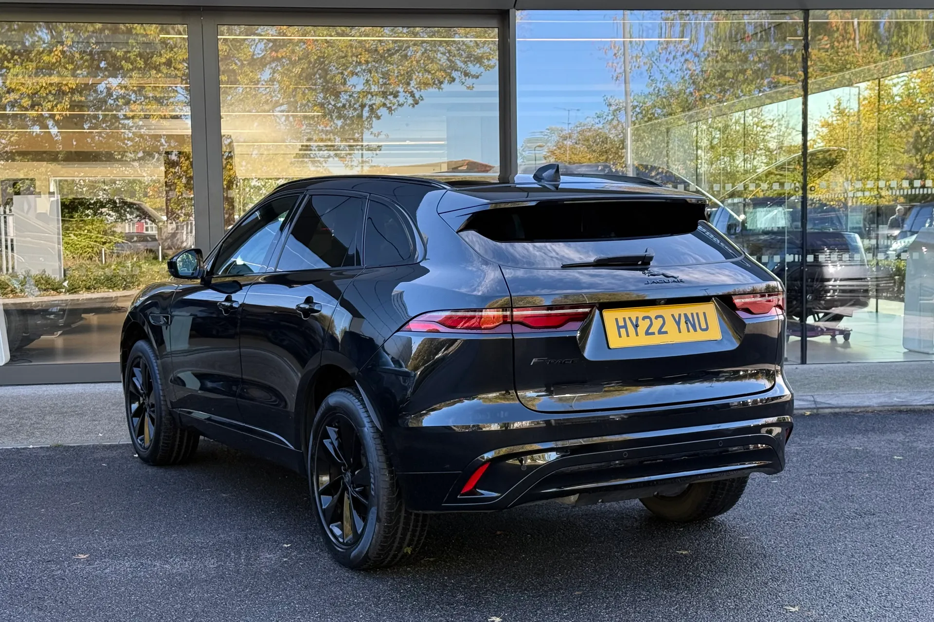 Jaguar F-PACE thumbnail image number 55