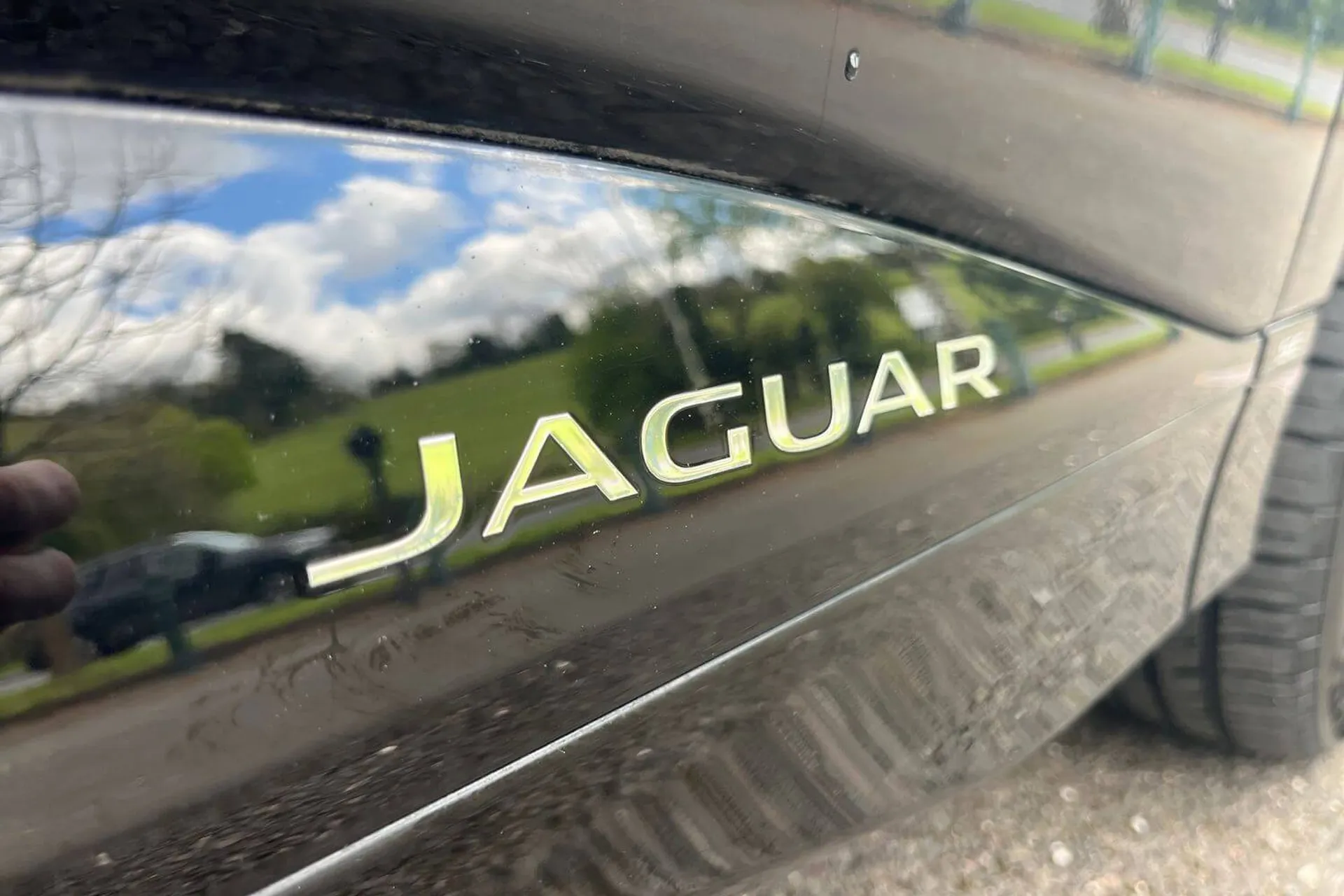Jaguar I-PACE thumbnail image number 62