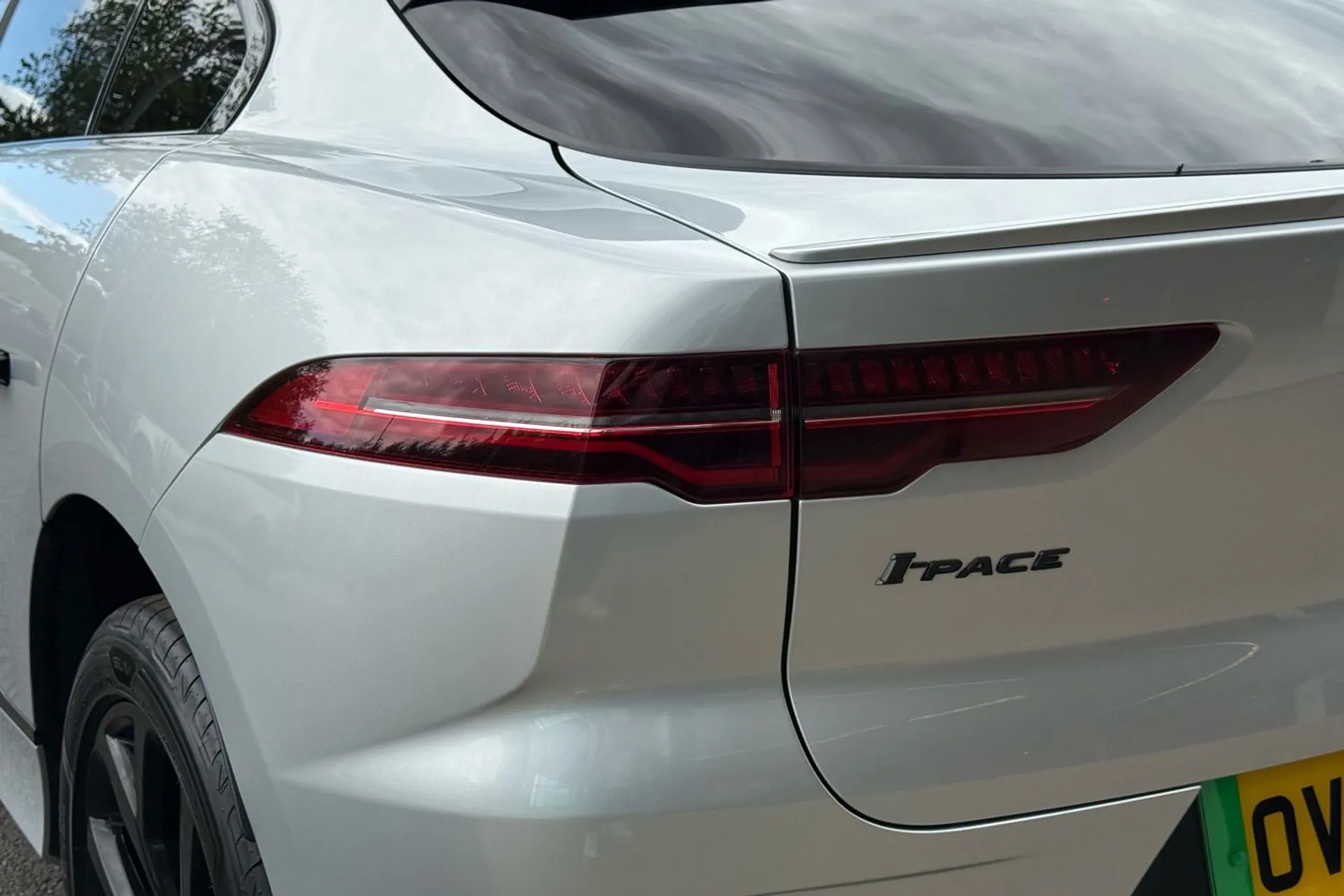 Jaguar I-PACE thumbnail image number 63