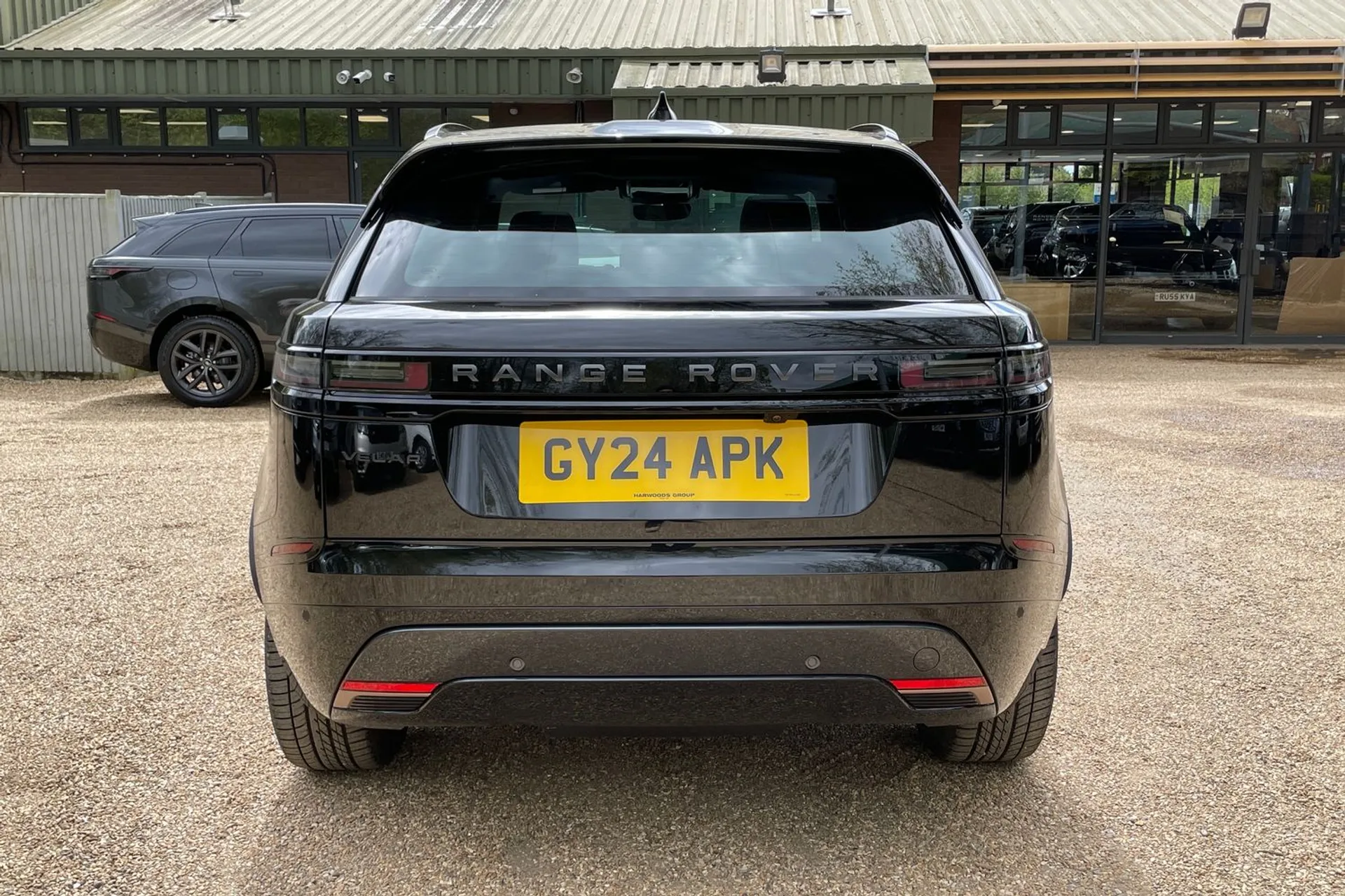 LAND ROVER RANGE ROVER VELAR thumbnail image number 10