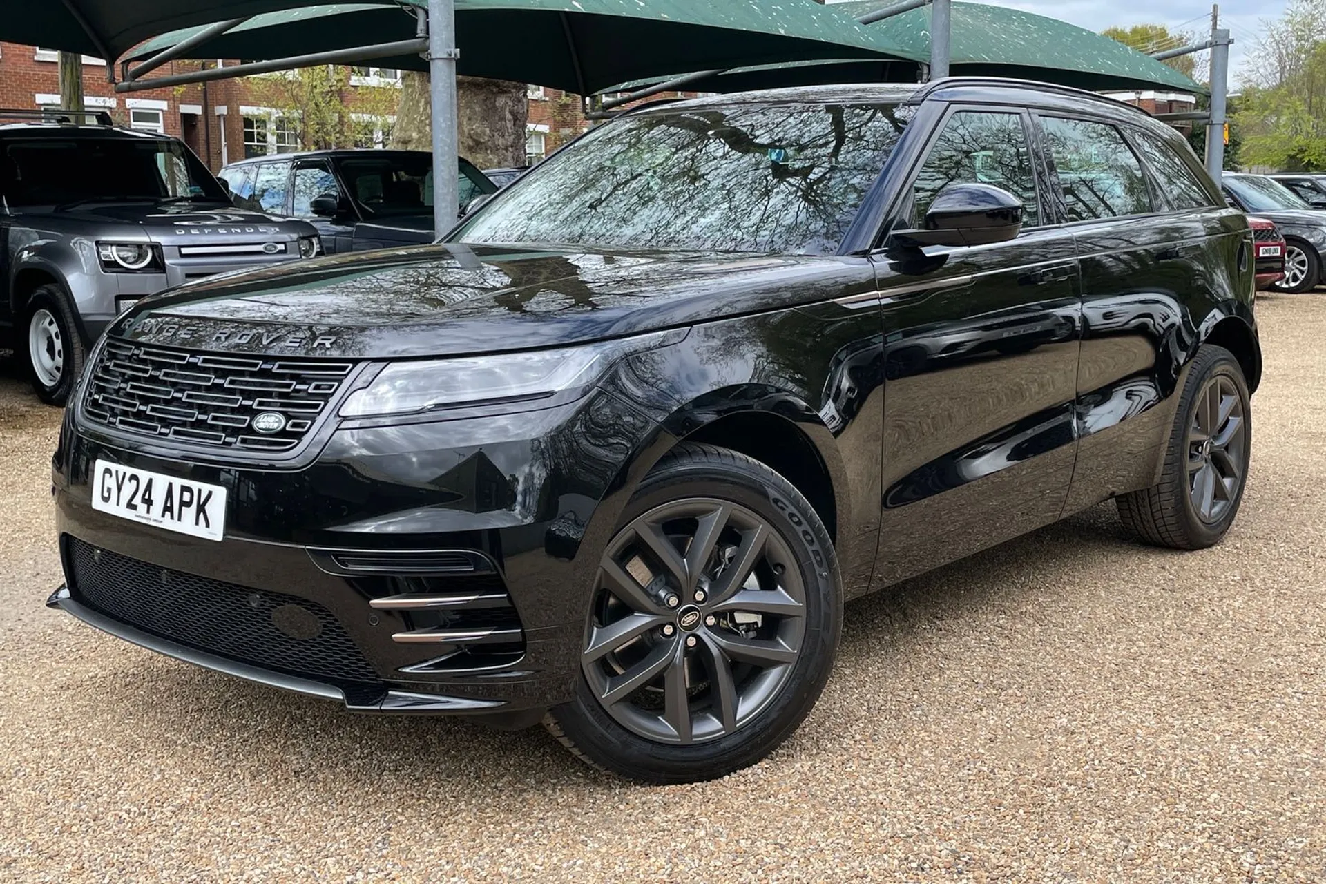 LAND ROVER RANGE ROVER VELAR thumbnail image number 19