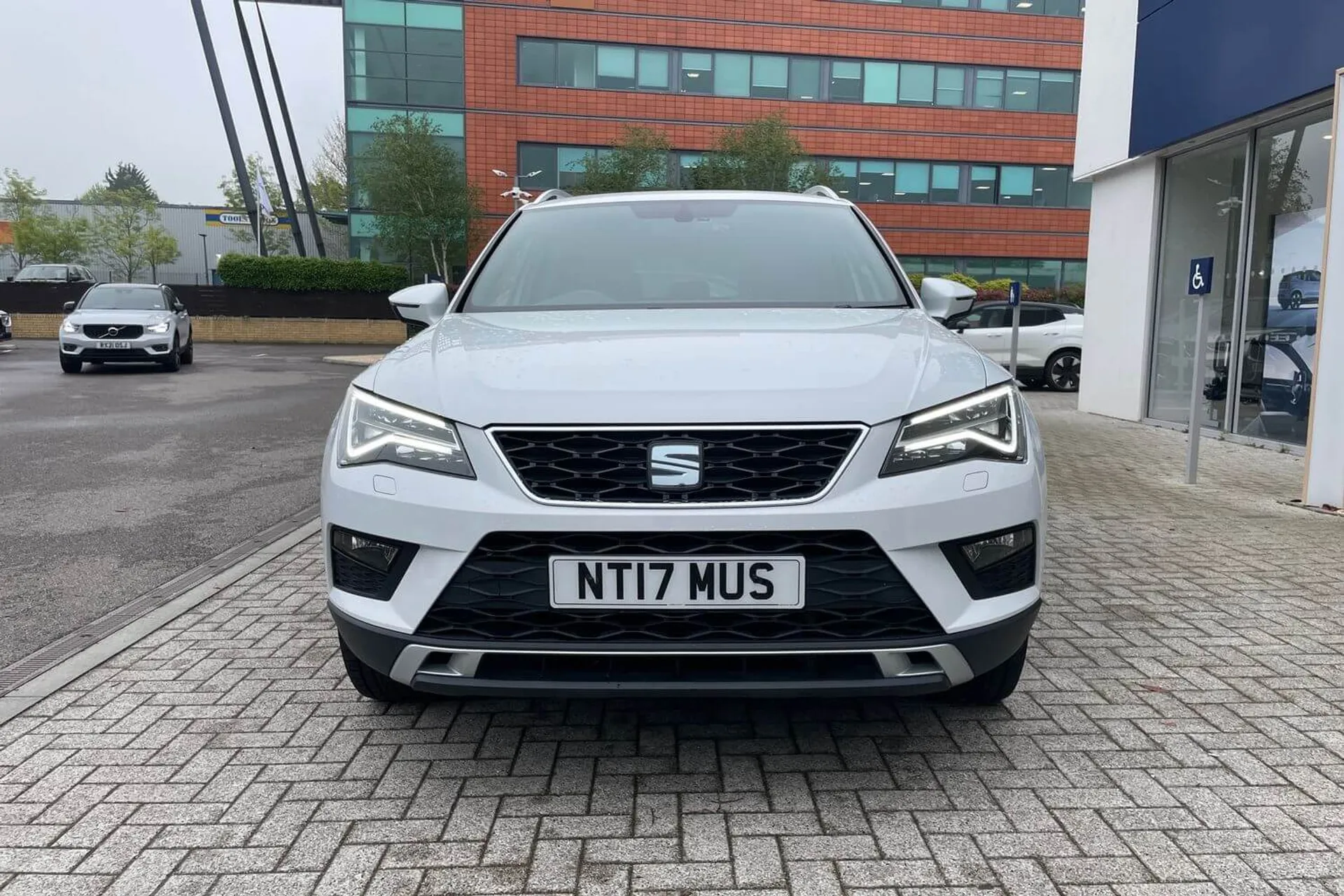 SEAT ATECA thumbnail image number 11