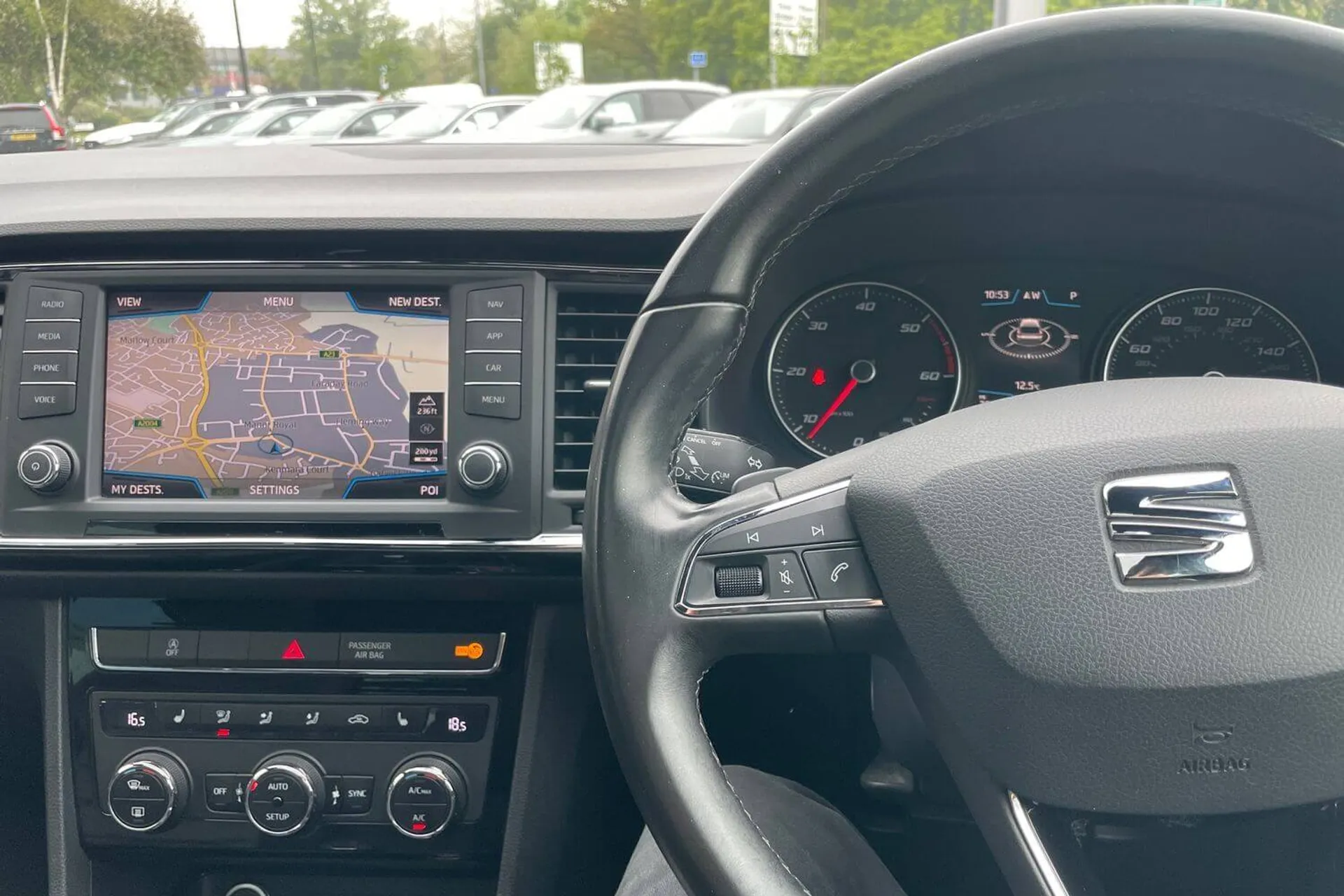 SEAT ATECA thumbnail image number 35