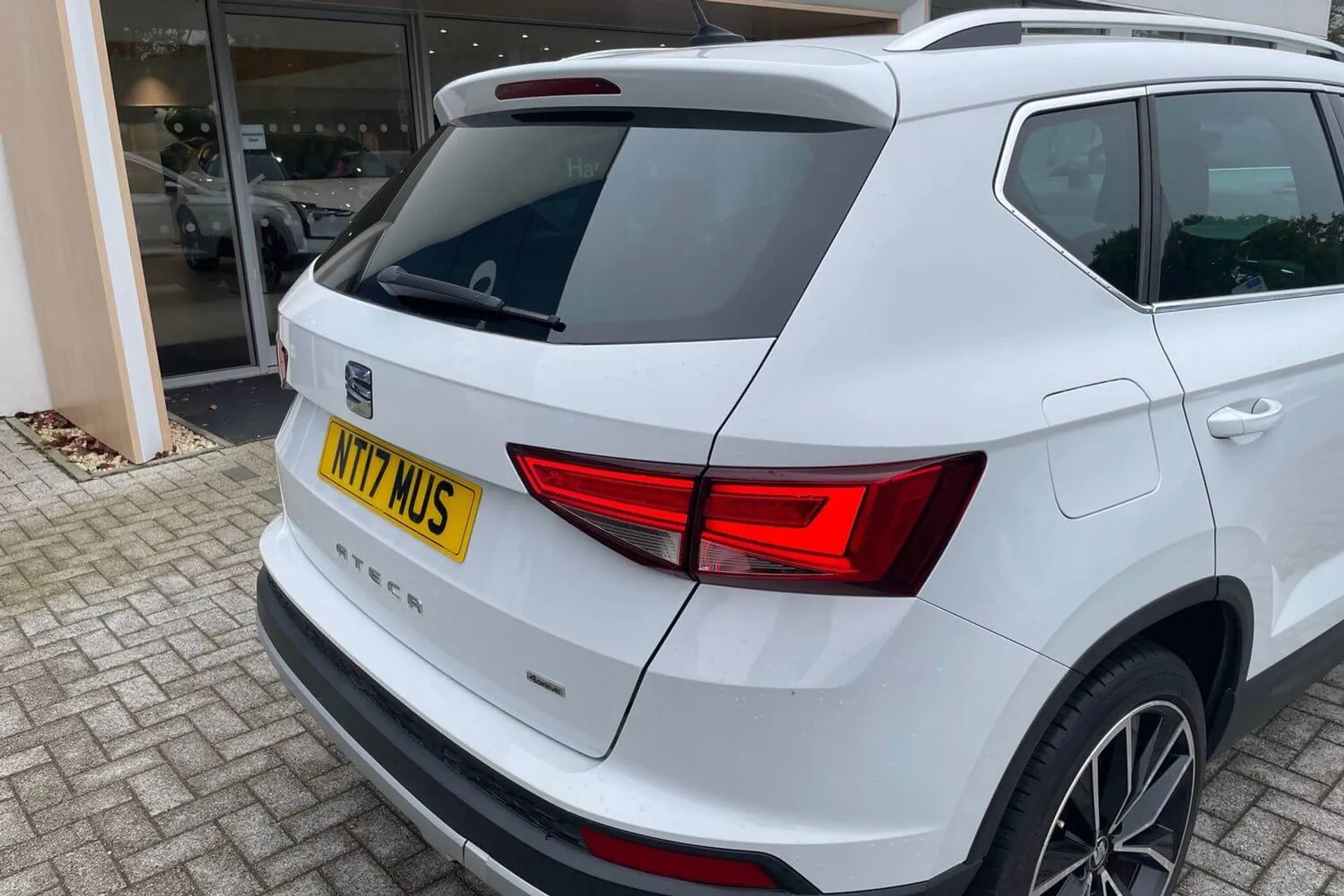 SEAT ATECA thumbnail image number 14