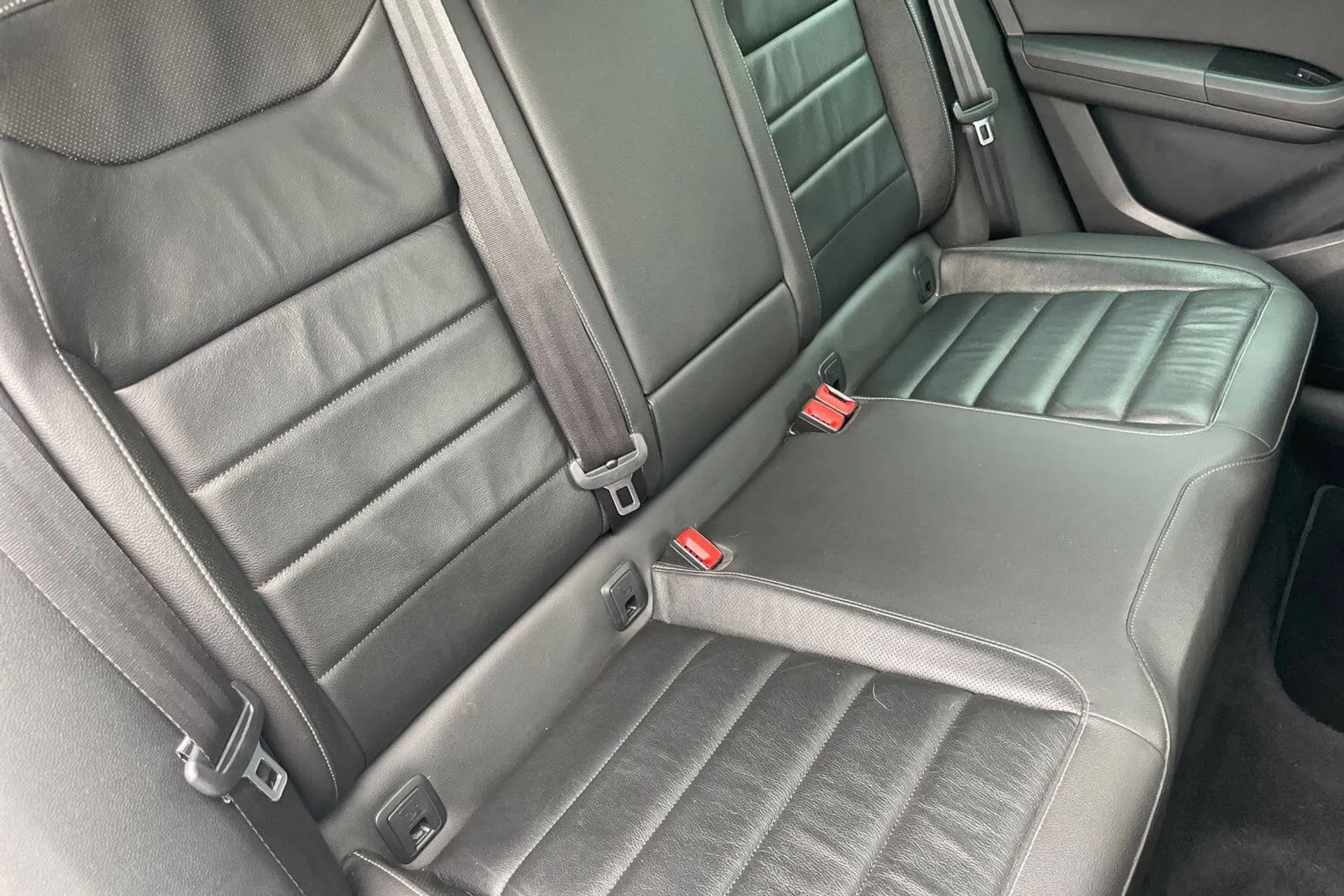 SEAT ATECA thumbnail image number 23