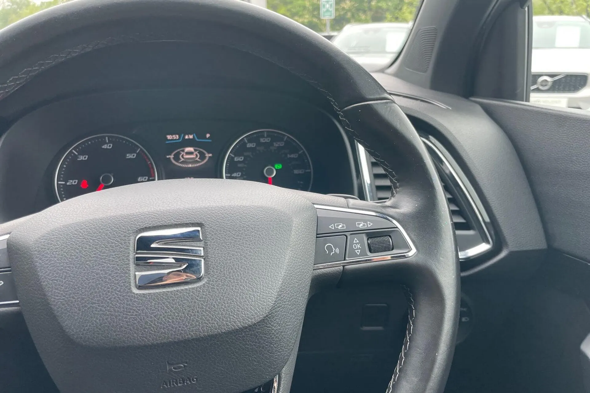 SEAT ATECA thumbnail image number 36