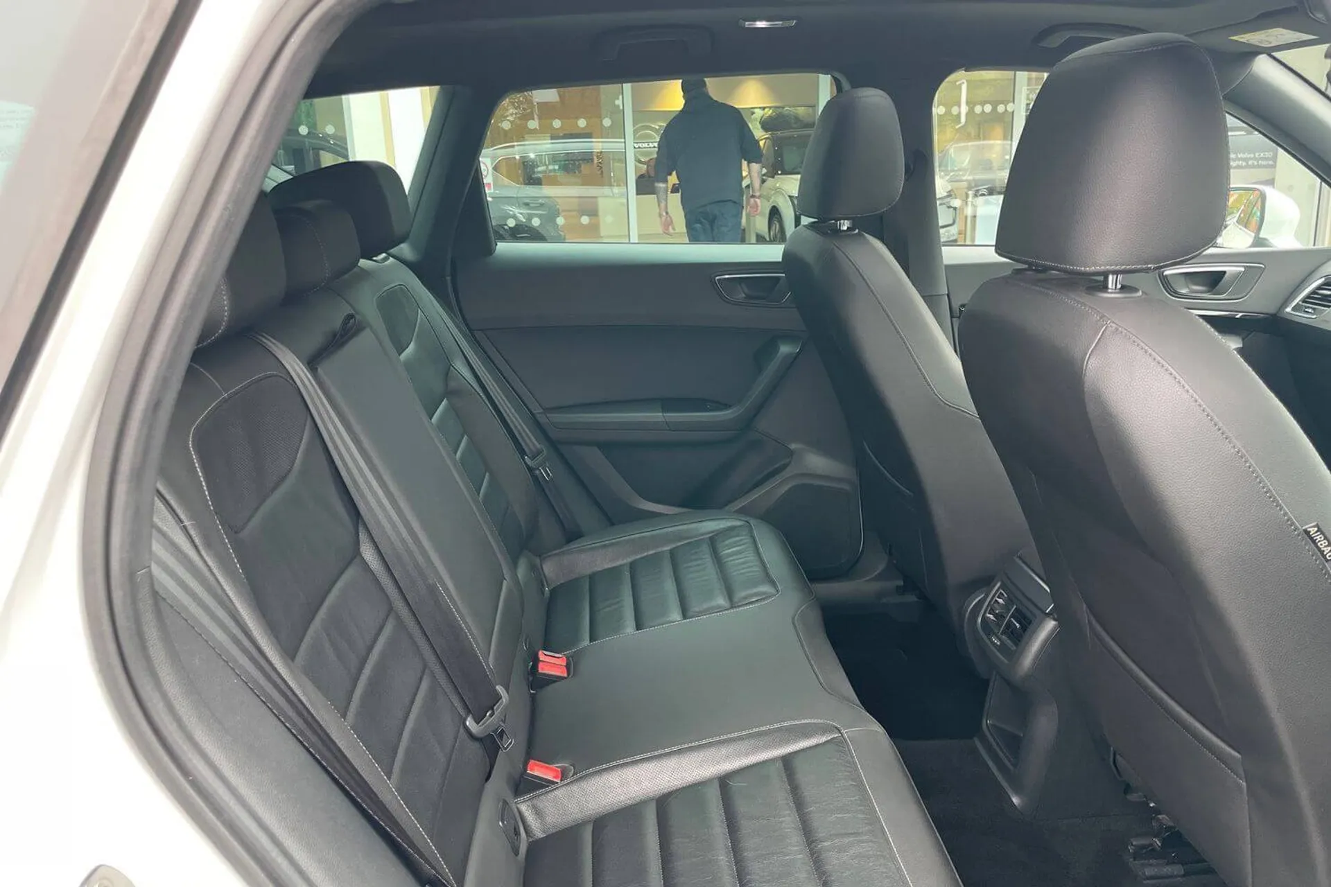 SEAT ATECA thumbnail image number 21