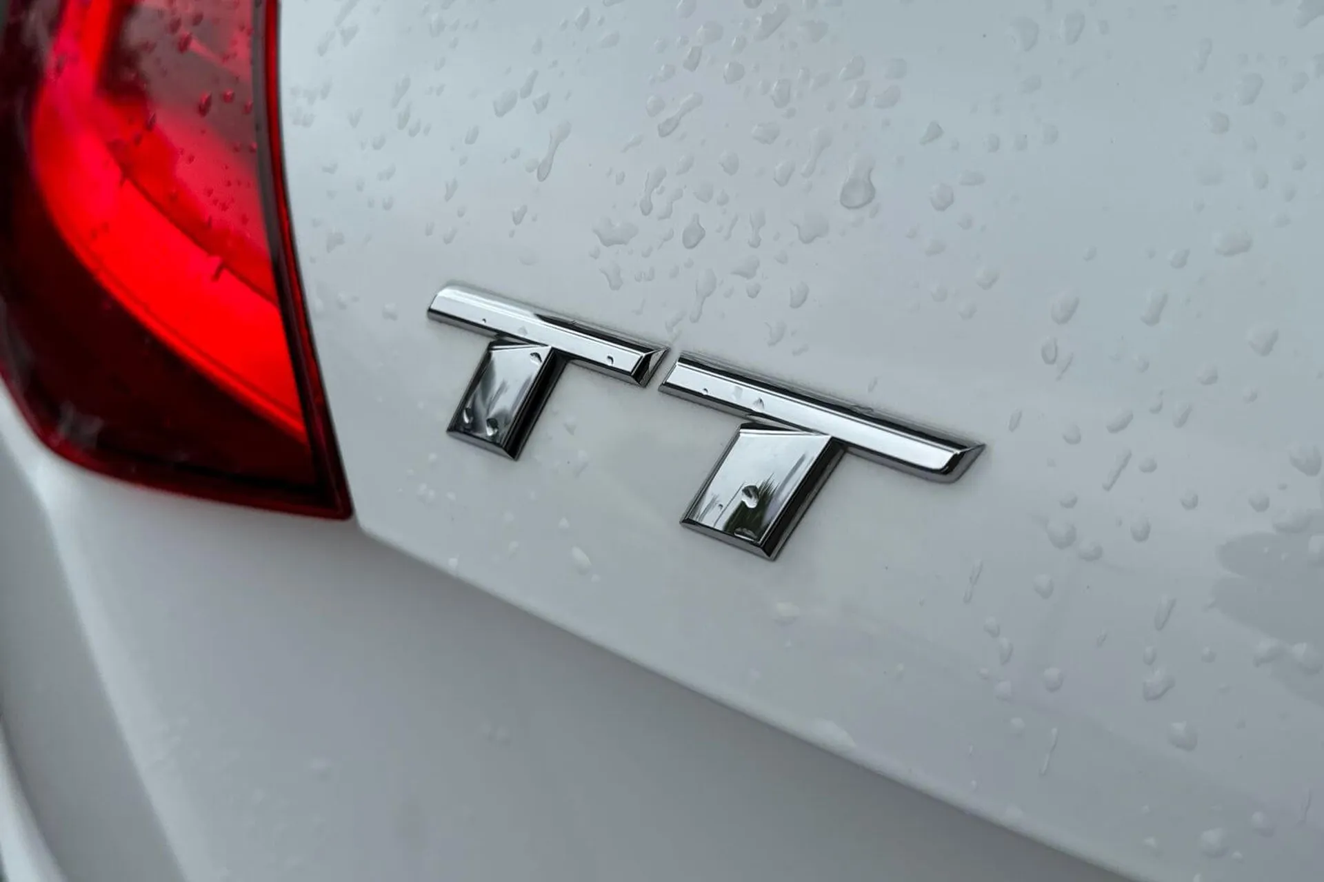 Audi TT thumbnail image number 46
