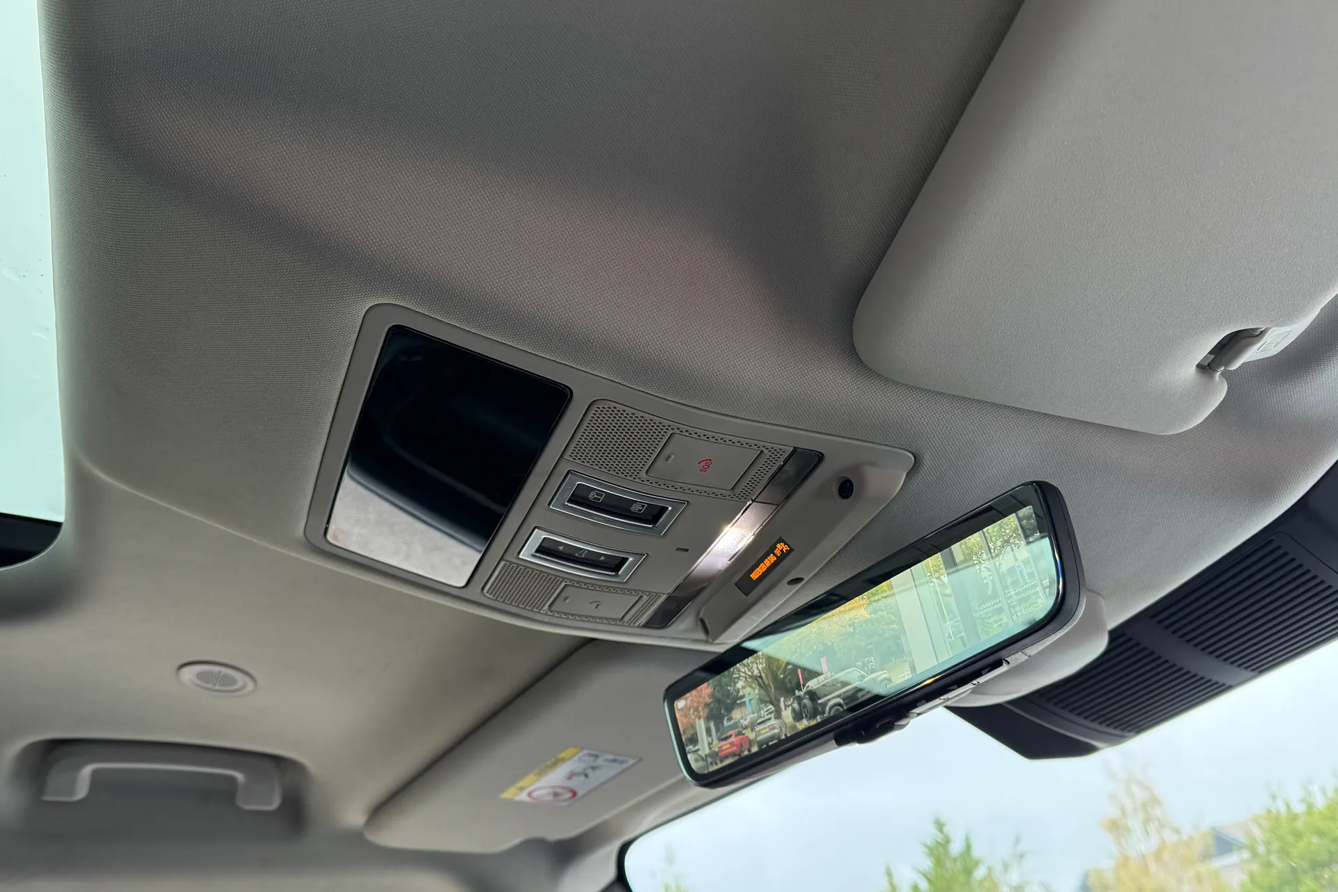 LAND ROVER DEFENDER thumbnail image number 30