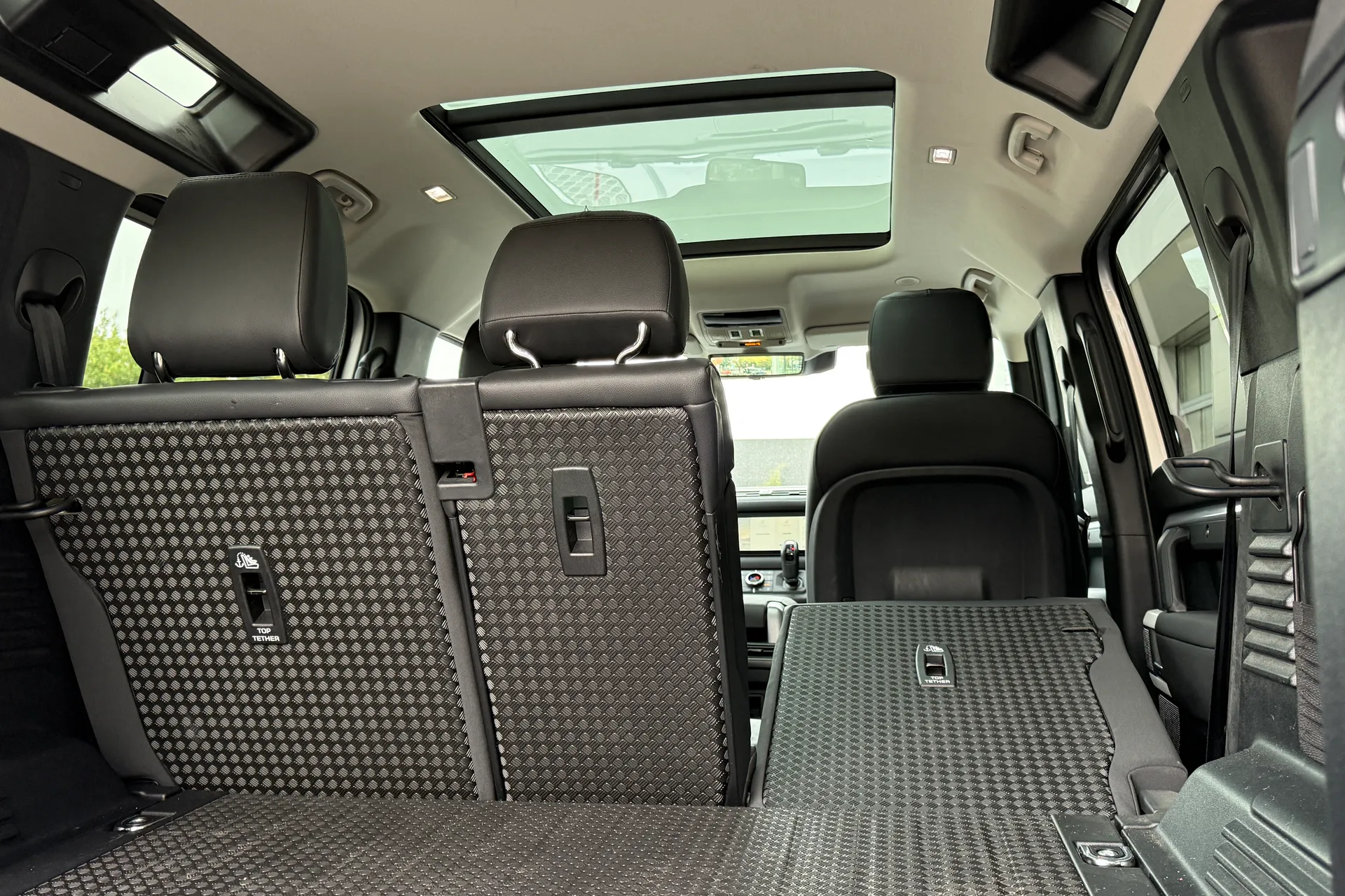 LAND ROVER DEFENDER thumbnail image number 40