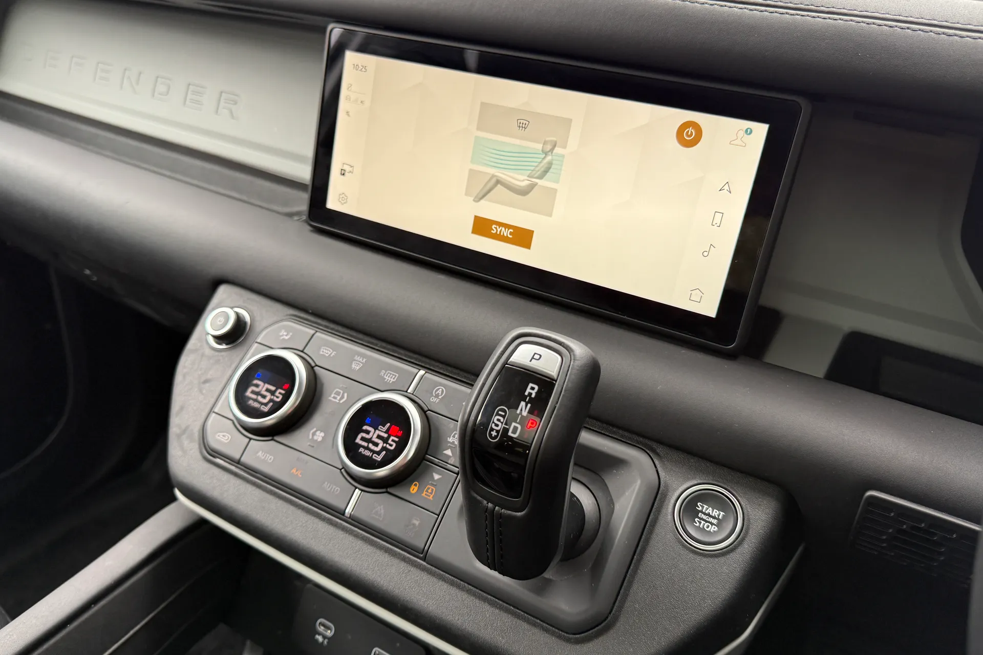 LAND ROVER DEFENDER thumbnail image number 60