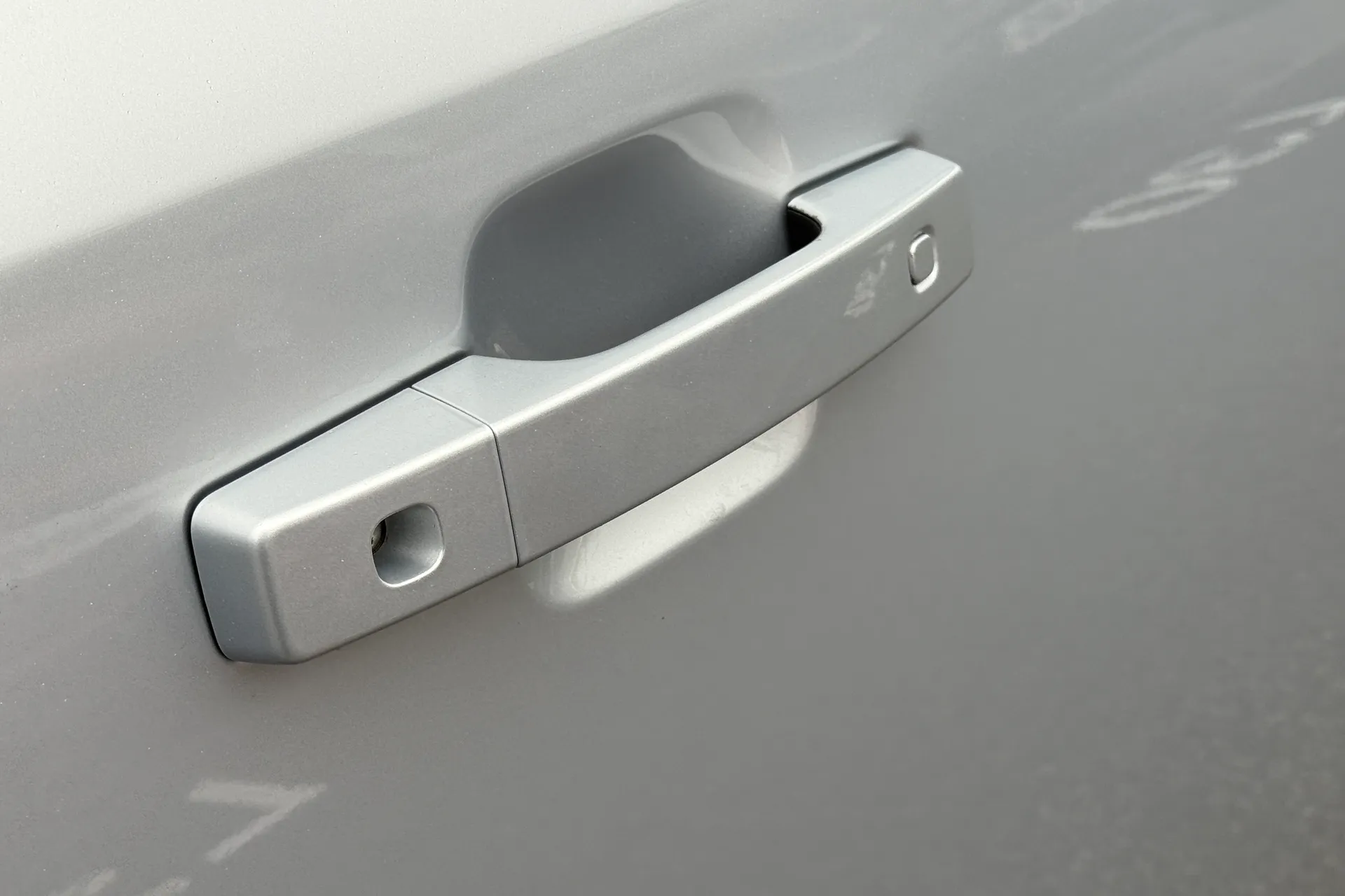 LAND ROVER DEFENDER thumbnail image number 24