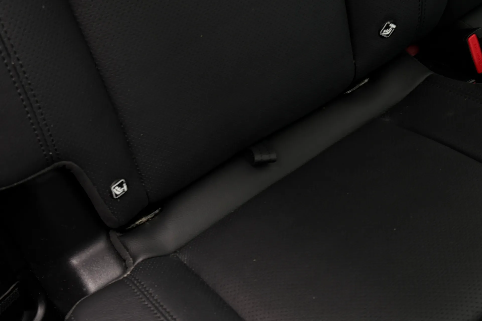 LAND ROVER DEFENDER thumbnail image number 41