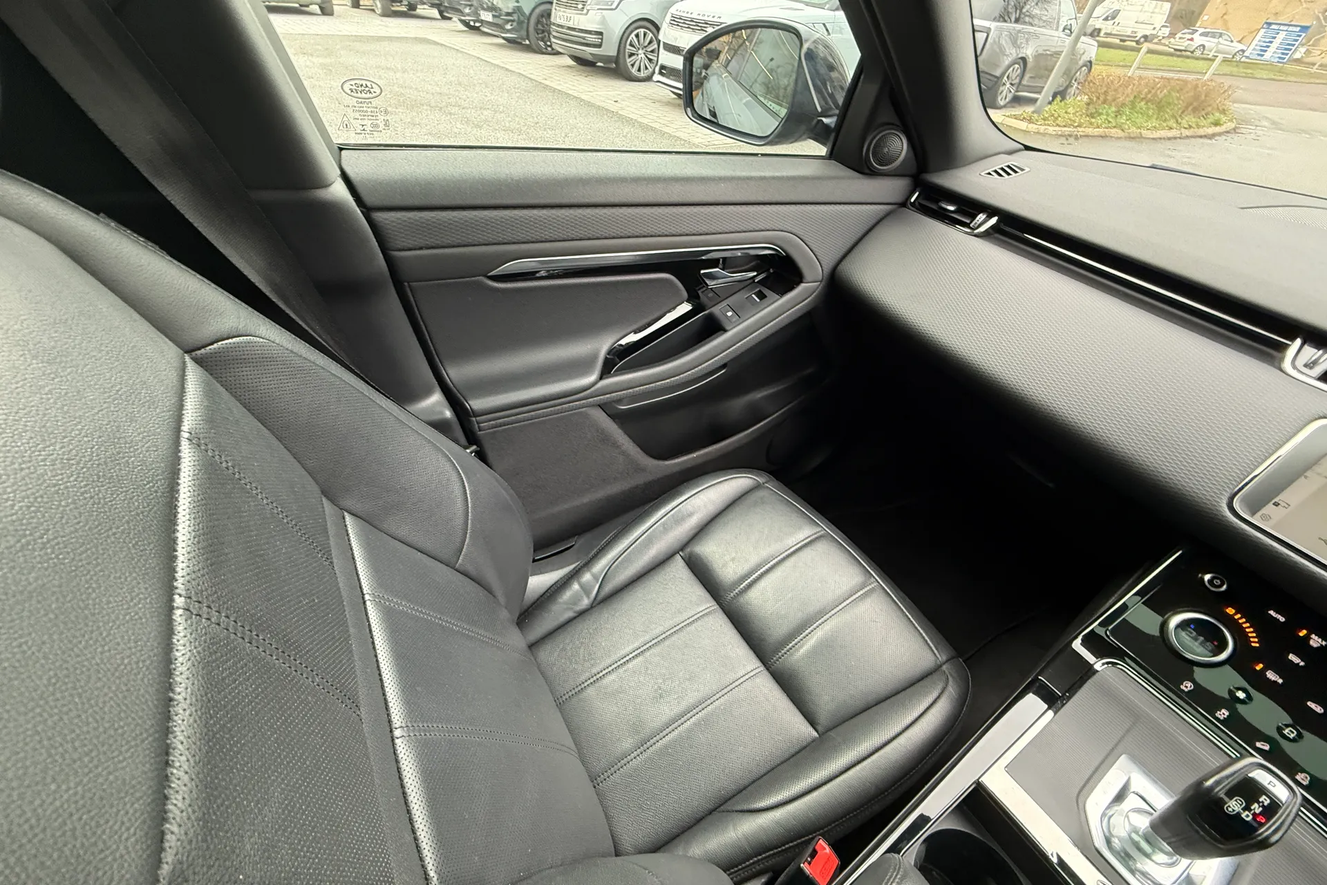 LAND ROVER RANGE ROVER EVOQUE thumbnail image number 12