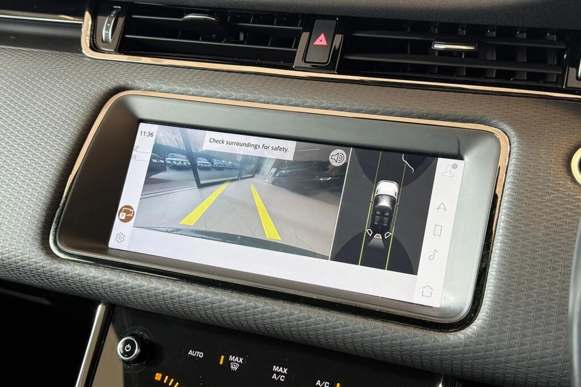 LAND ROVER RANGE ROVER EVOQUE thumbnail image number 4