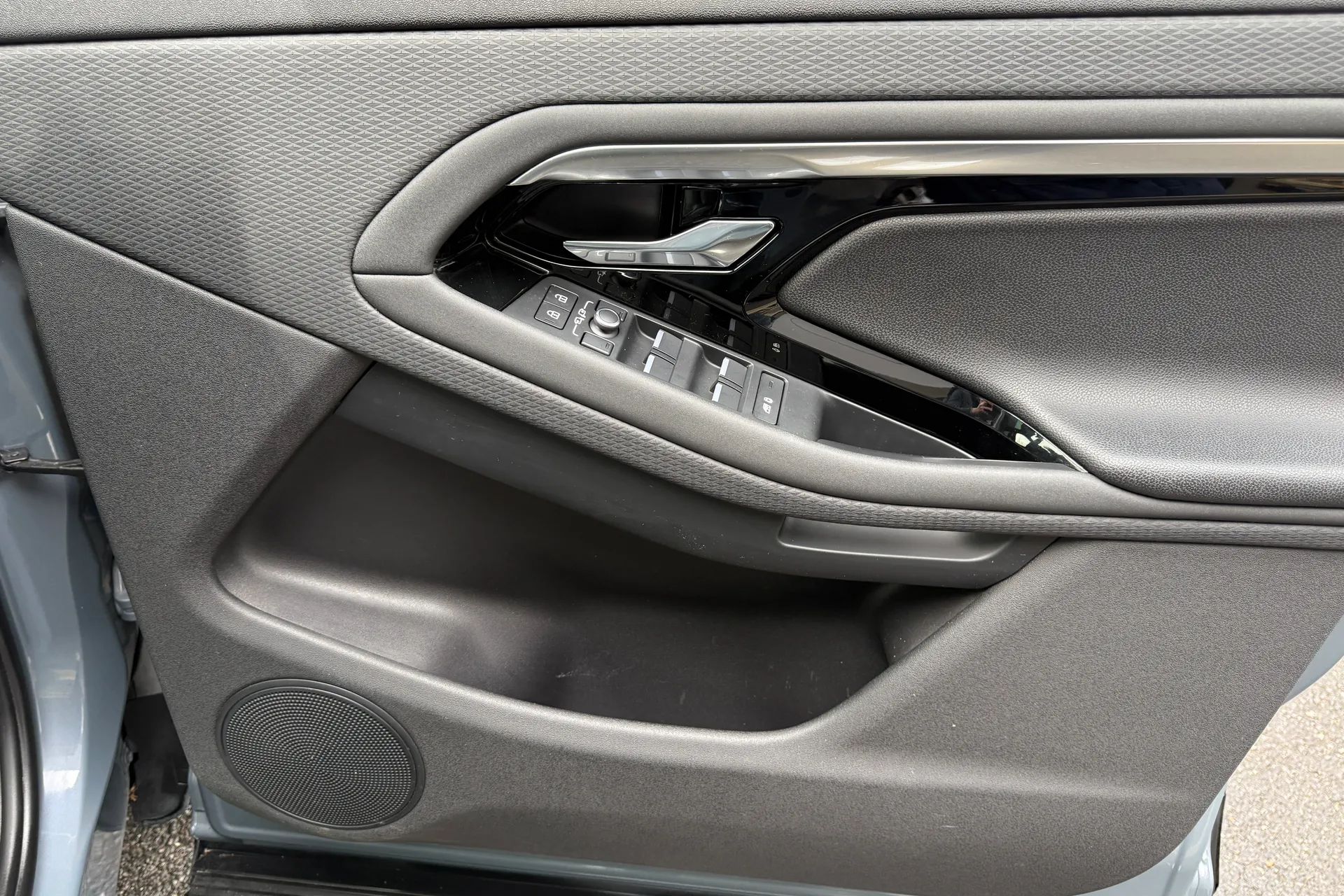 LAND ROVER RANGE ROVER EVOQUE thumbnail image number 47