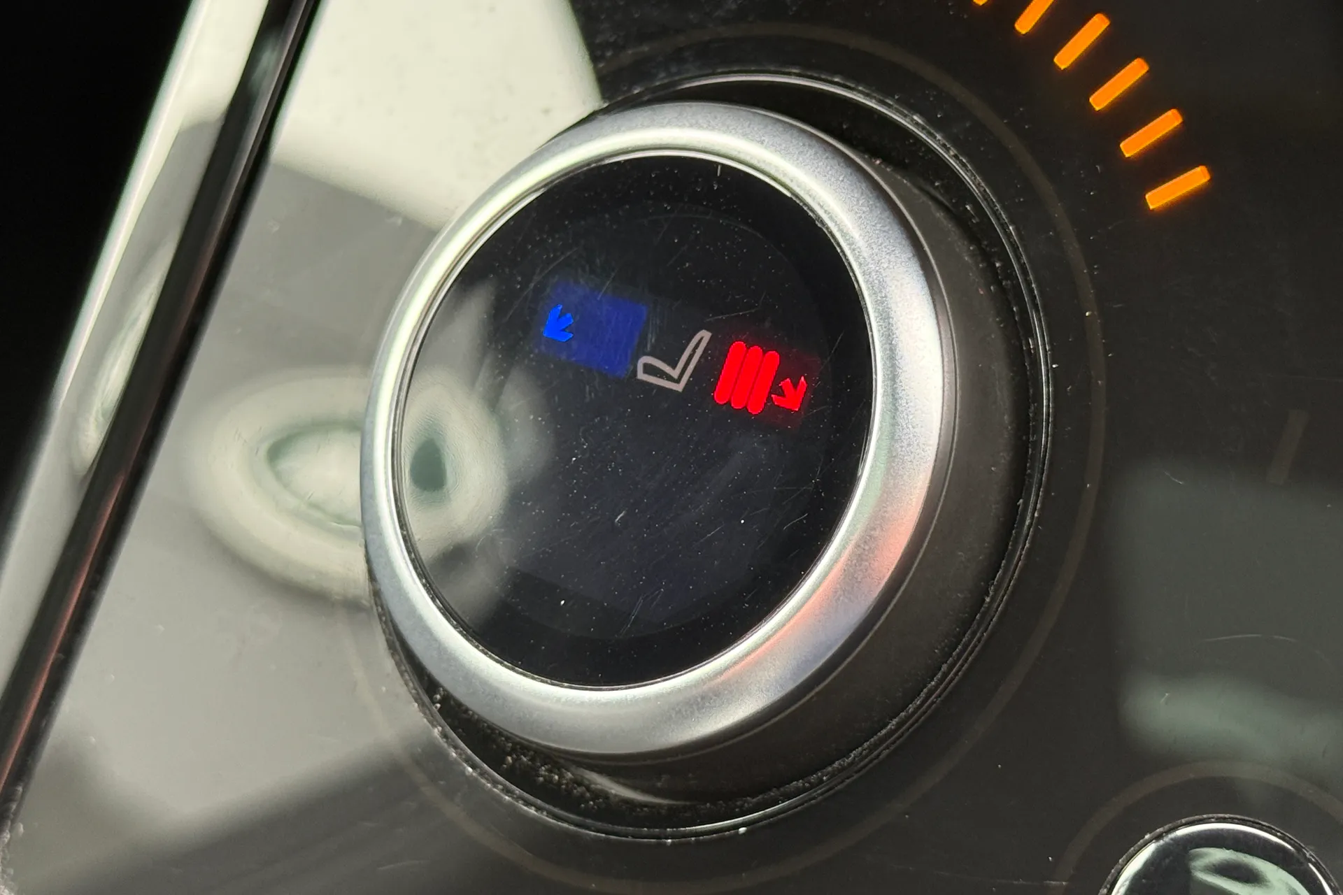 LAND ROVER RANGE ROVER EVOQUE thumbnail image number 18