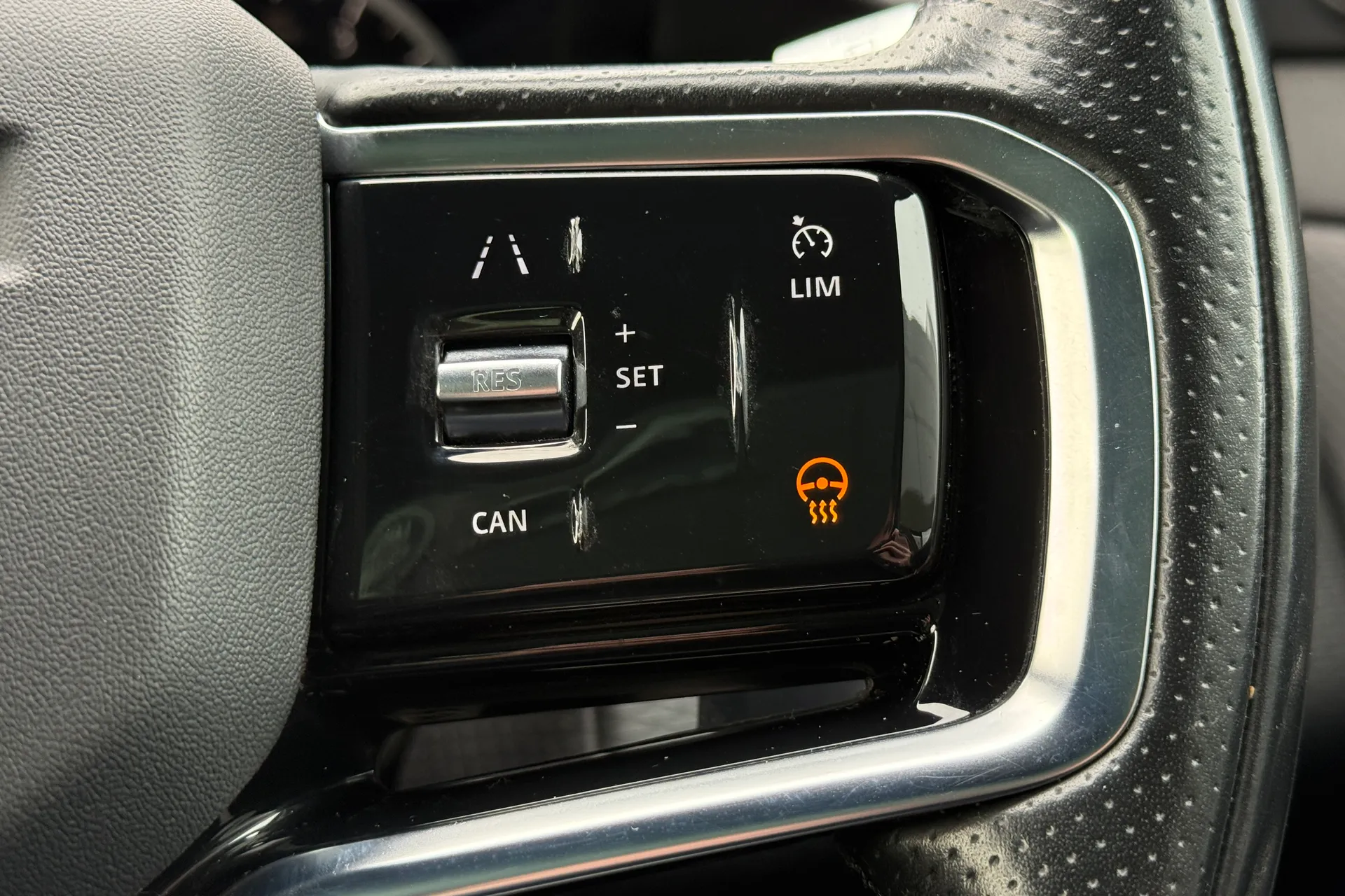 LAND ROVER RANGE ROVER EVOQUE thumbnail image number 26