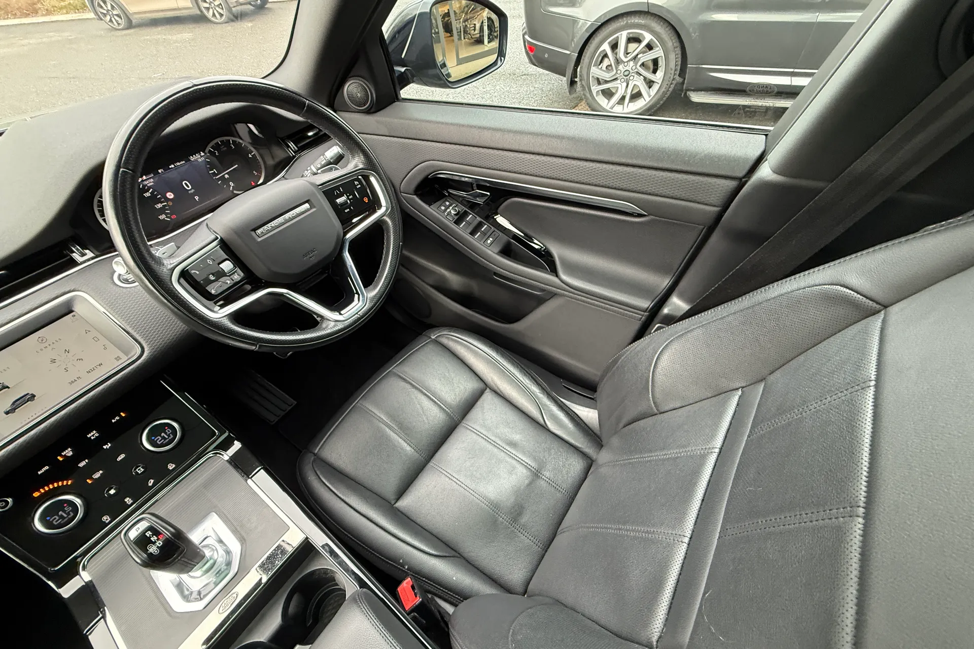 LAND ROVER RANGE ROVER EVOQUE thumbnail image number 13