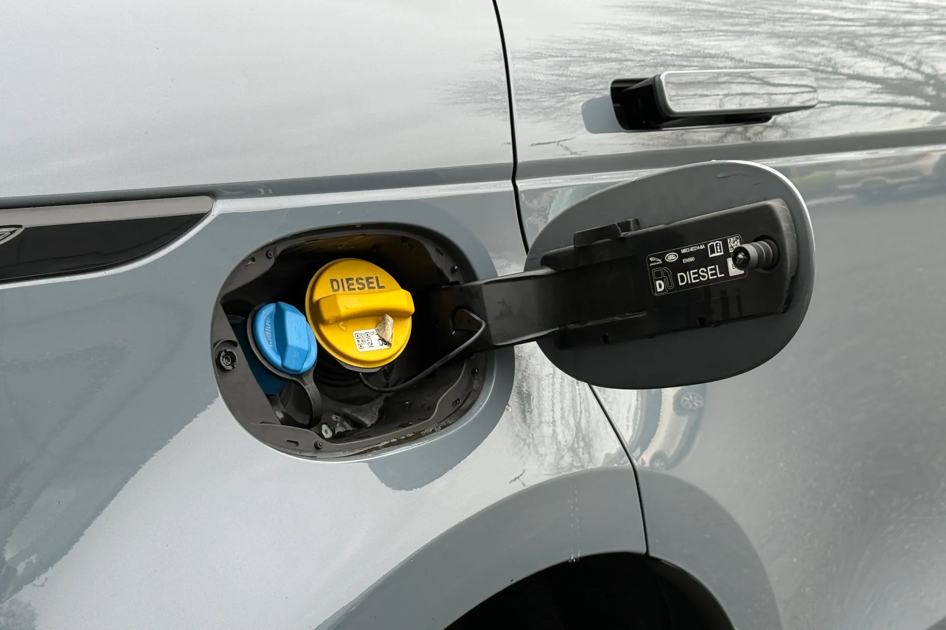 LAND ROVER RANGE ROVER EVOQUE thumbnail image number 35