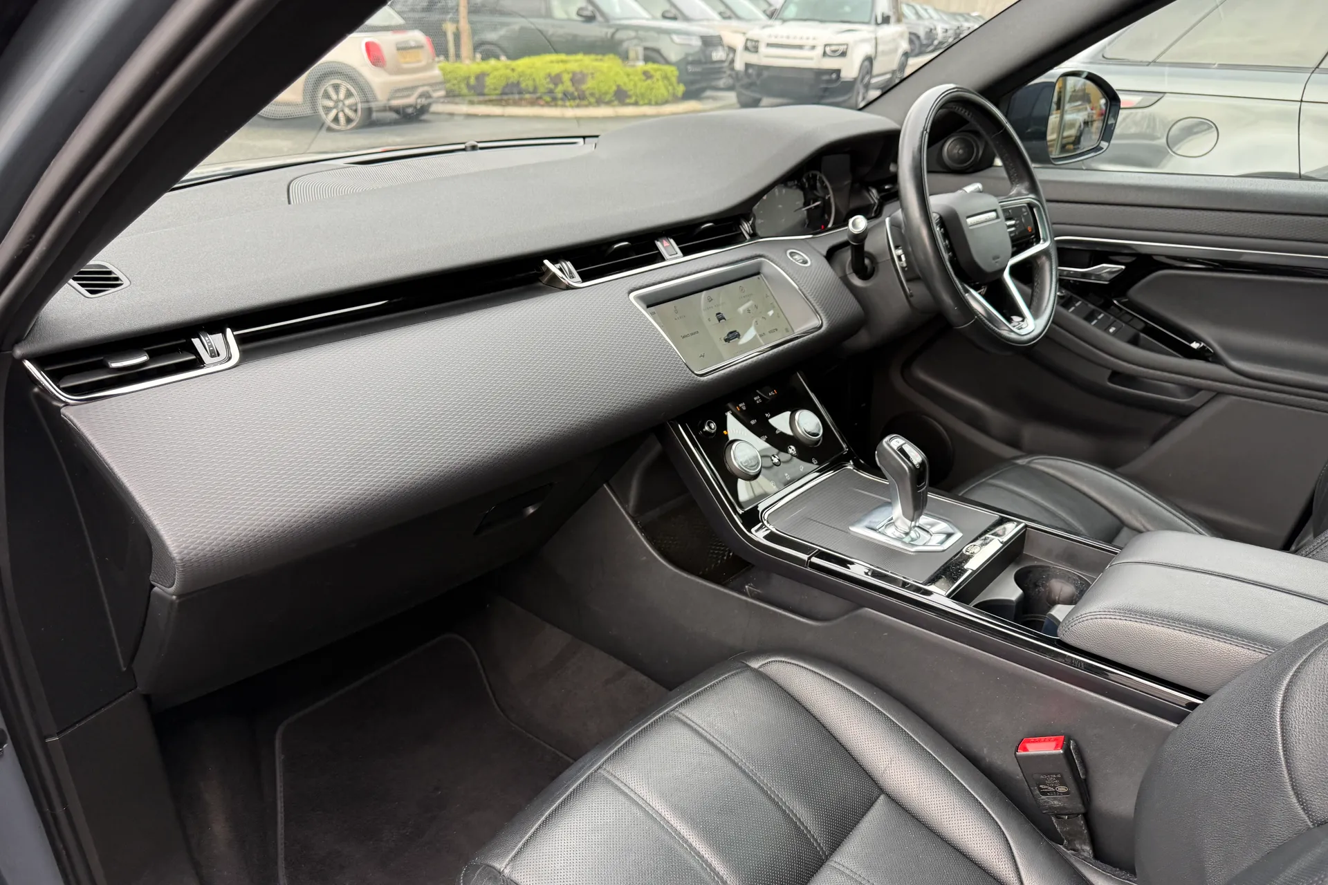 LAND ROVER RANGE ROVER EVOQUE thumbnail image number 44