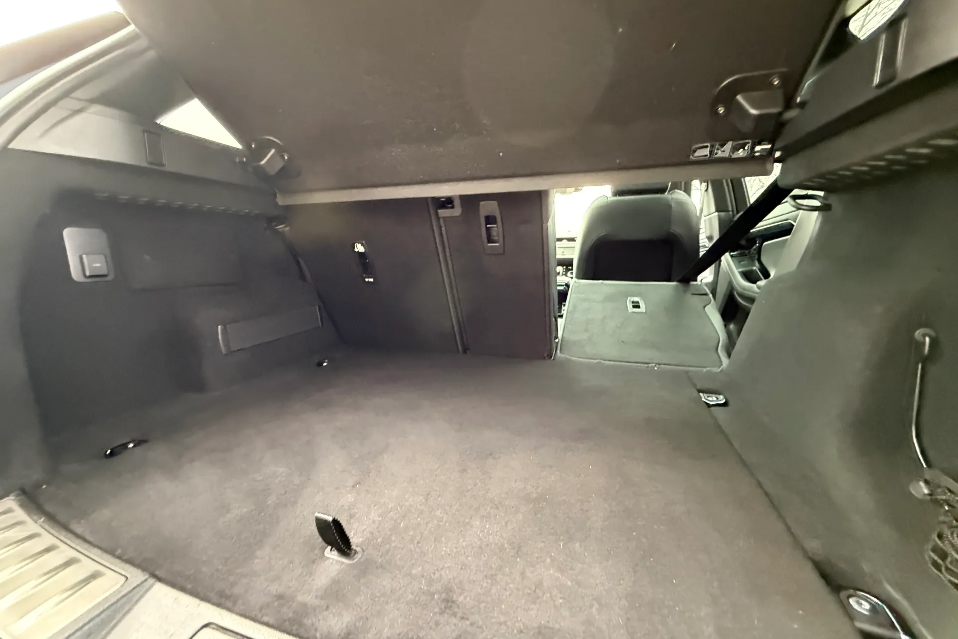 LAND ROVER RANGE ROVER EVOQUE thumbnail image number 36