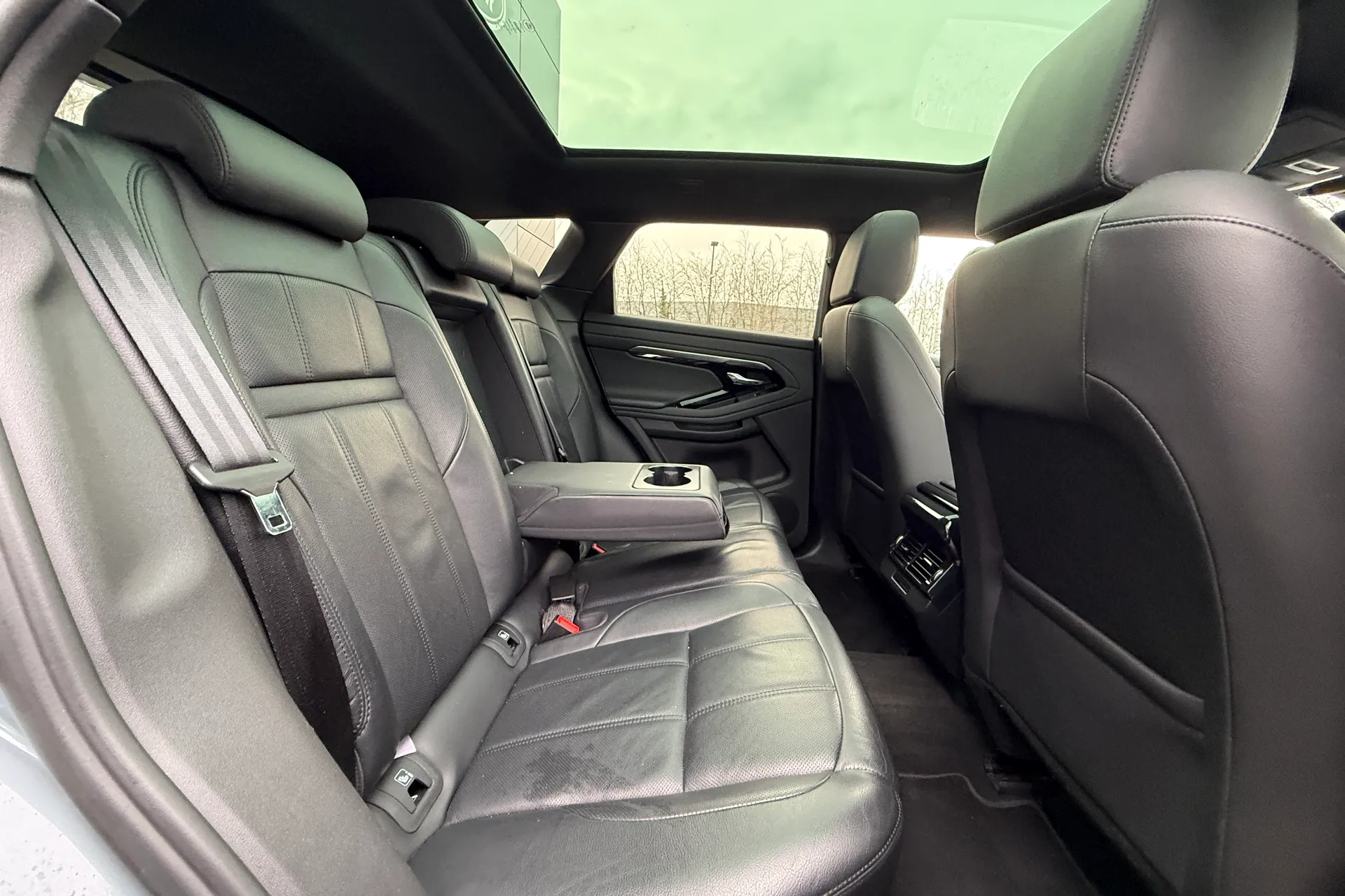 LAND ROVER RANGE ROVER EVOQUE thumbnail image number 37