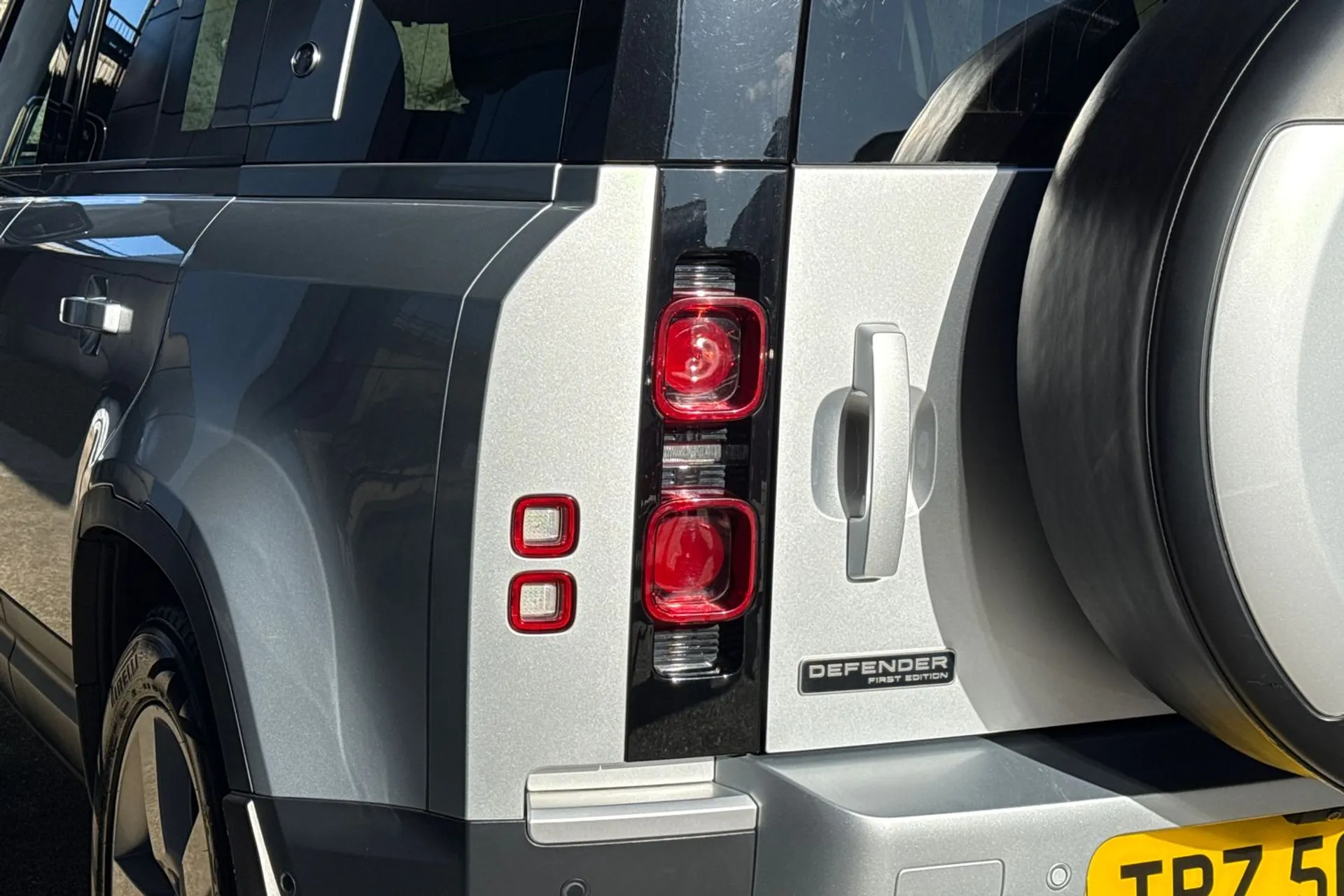 LAND ROVER DEFENDER thumbnail image number 34