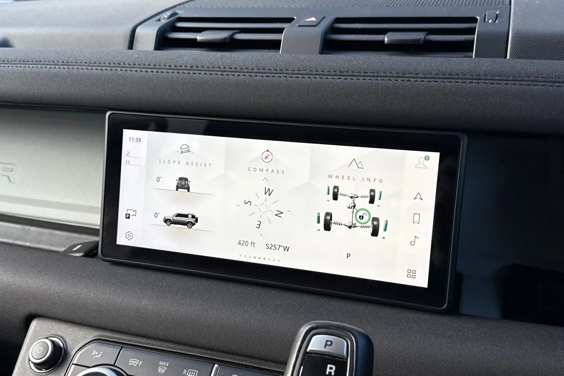 LAND ROVER DEFENDER thumbnail image number 62