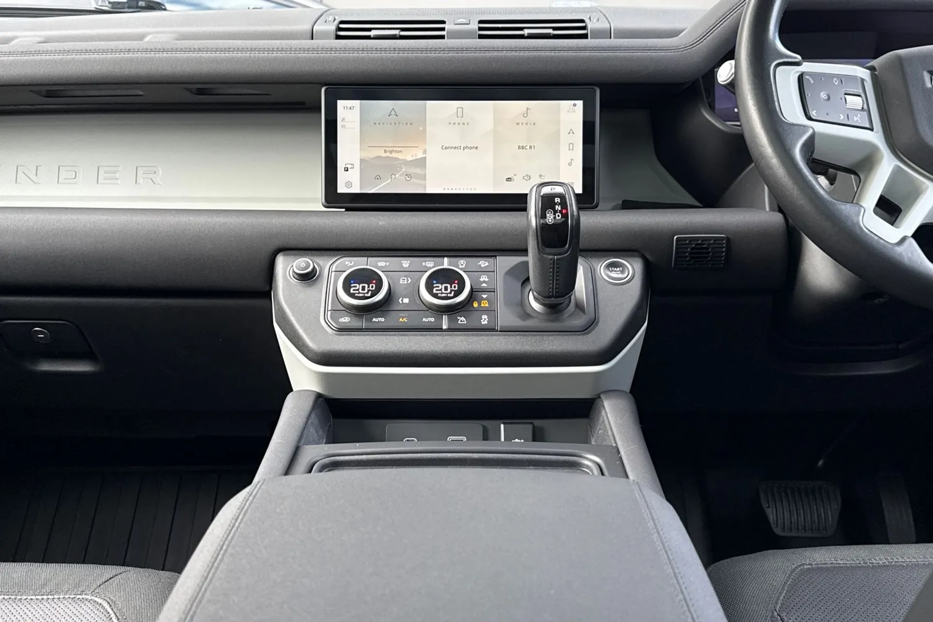 LAND ROVER DEFENDER thumbnail image number 50