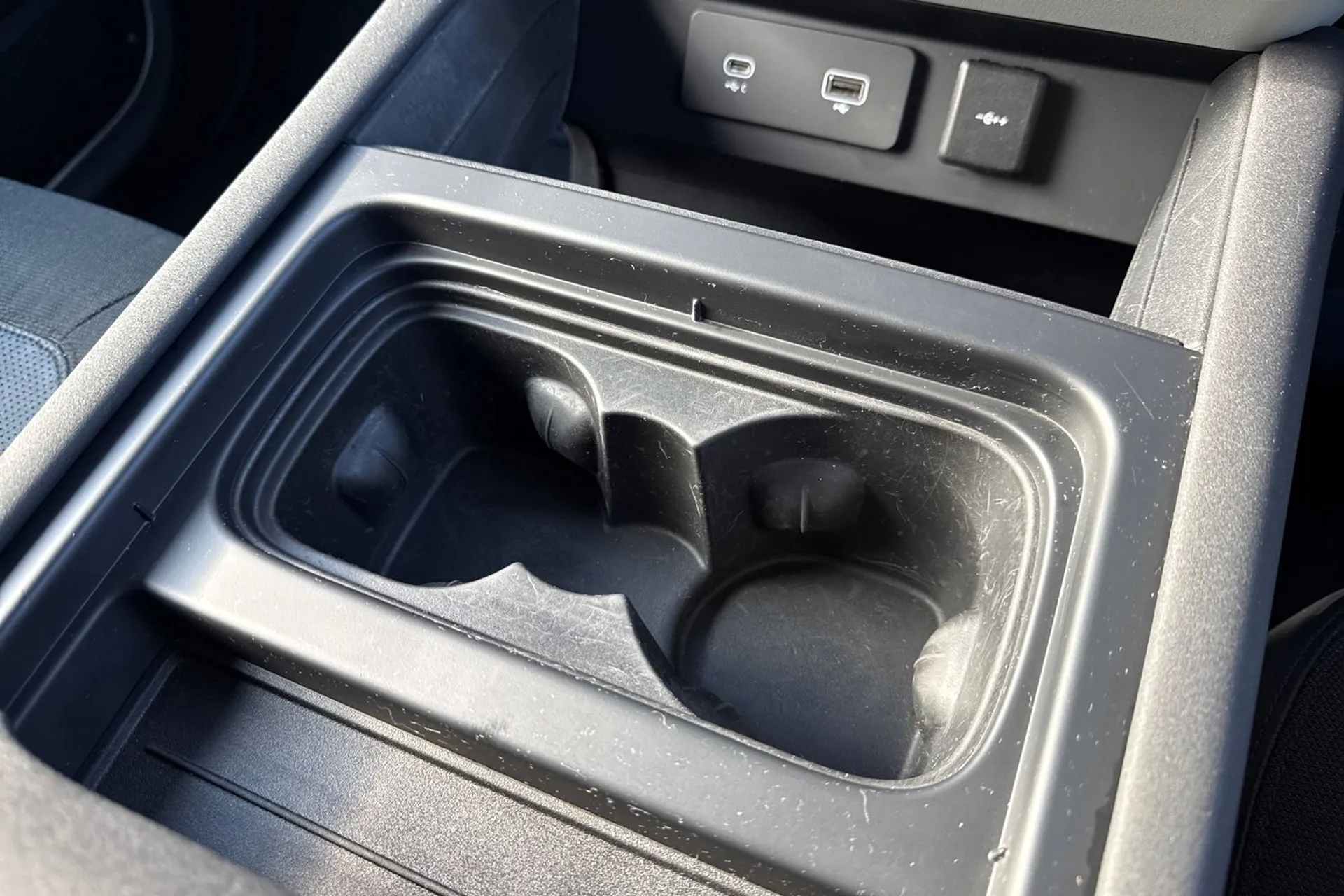 LAND ROVER DEFENDER thumbnail image number 57