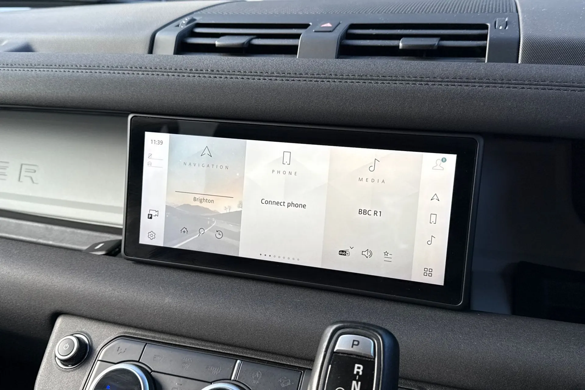 LAND ROVER DEFENDER thumbnail image number 61