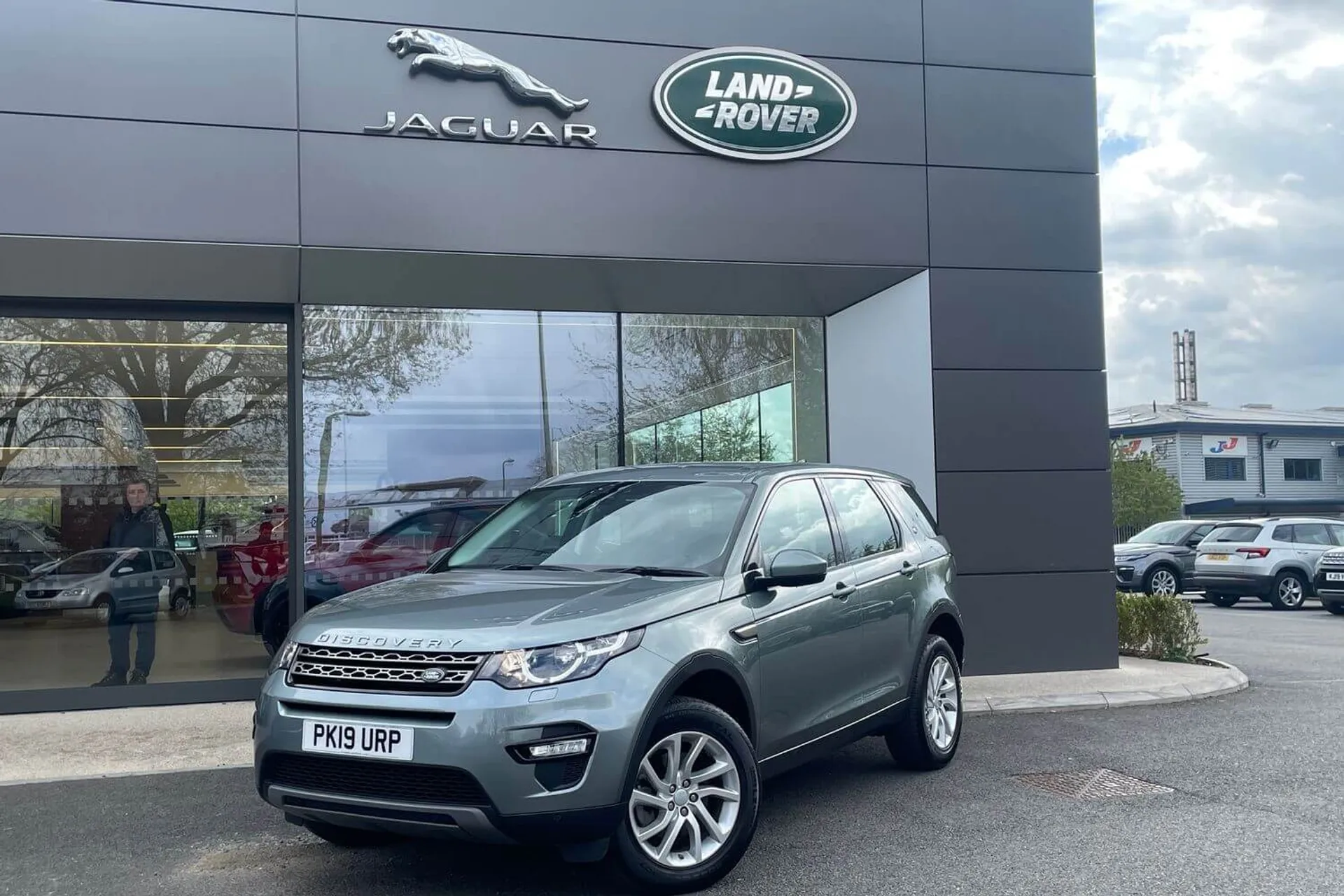 LAND ROVER DISCOVERY SPORT thumbnail image number 23